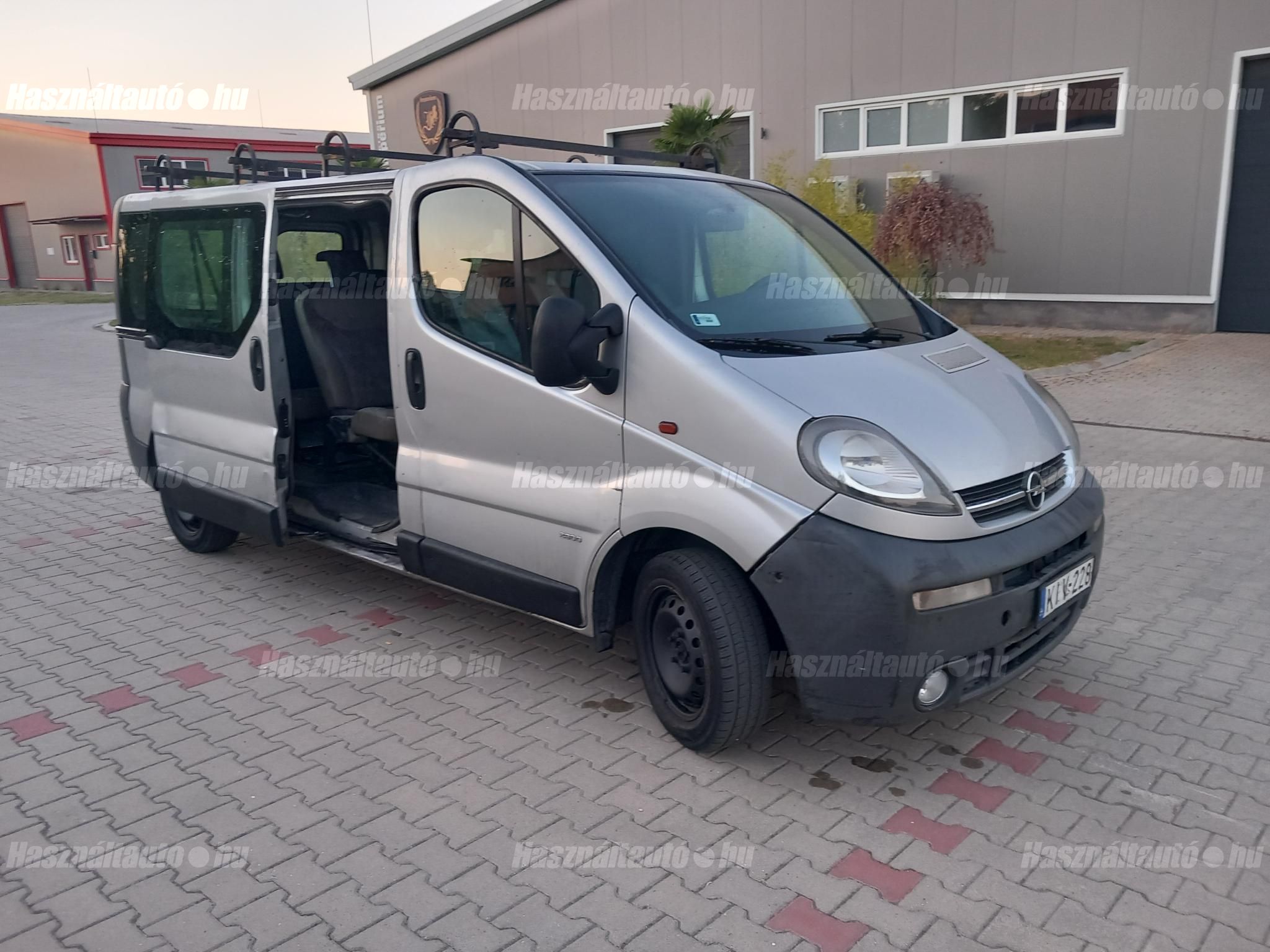 OPEL VIVARO 2006/6 - 1