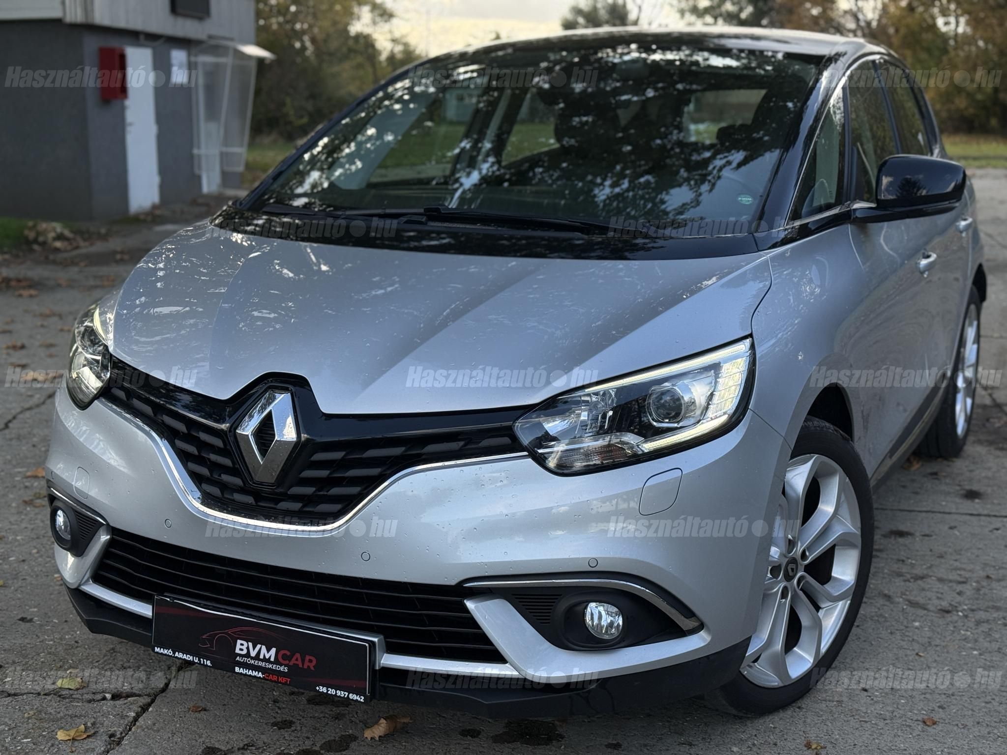 RENAULT SCENIC 2018/4 - 1