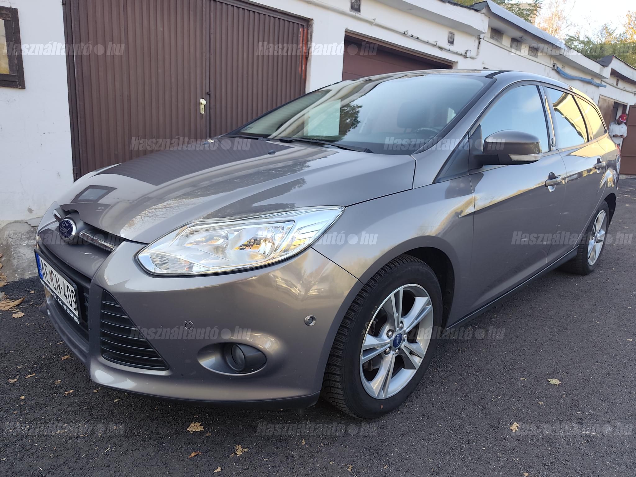 FORD FOCUS 2013/10 - 1