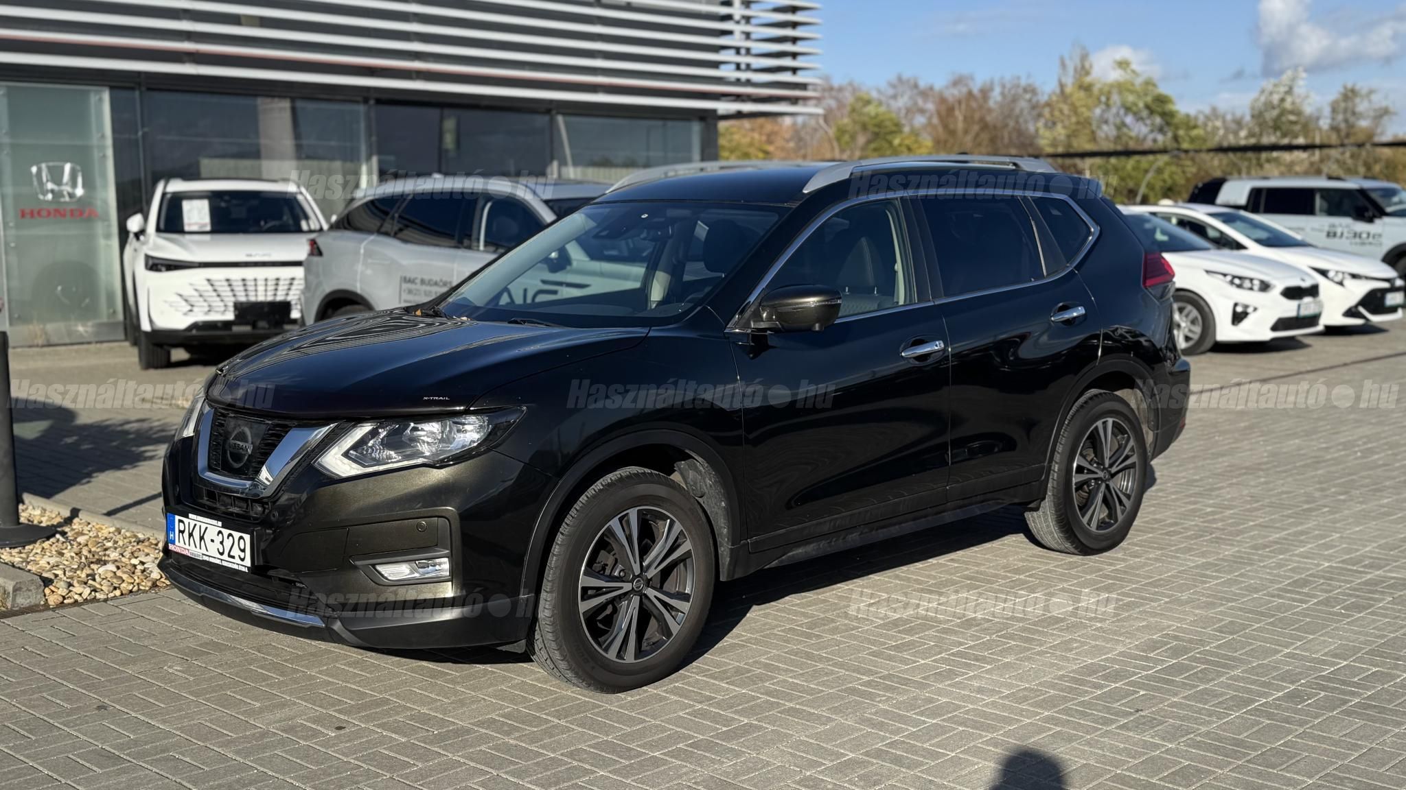NISSAN X-TRAIL 2019/4 - 1