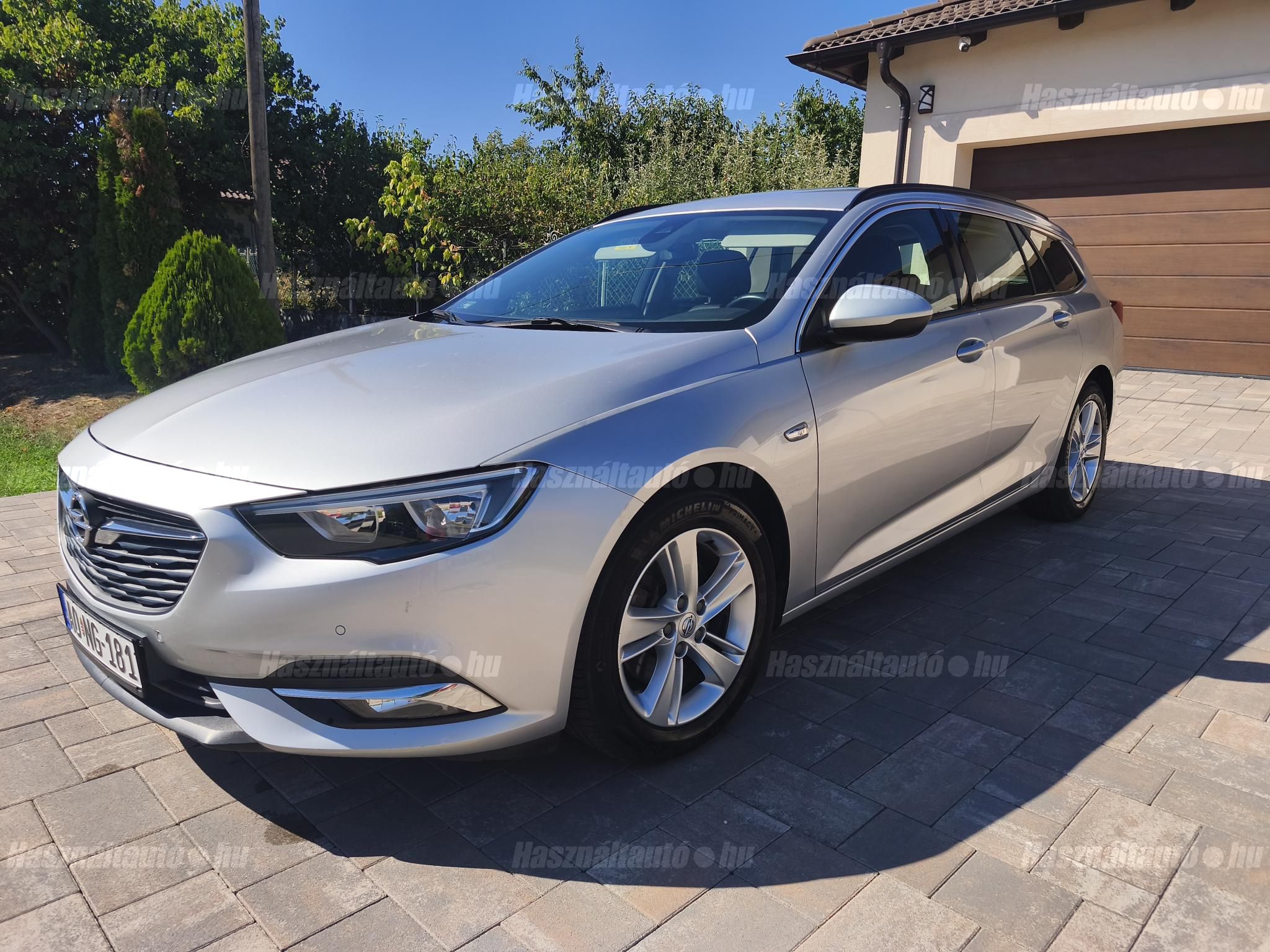 OPEL INSIGNIA 2018/3 - 1