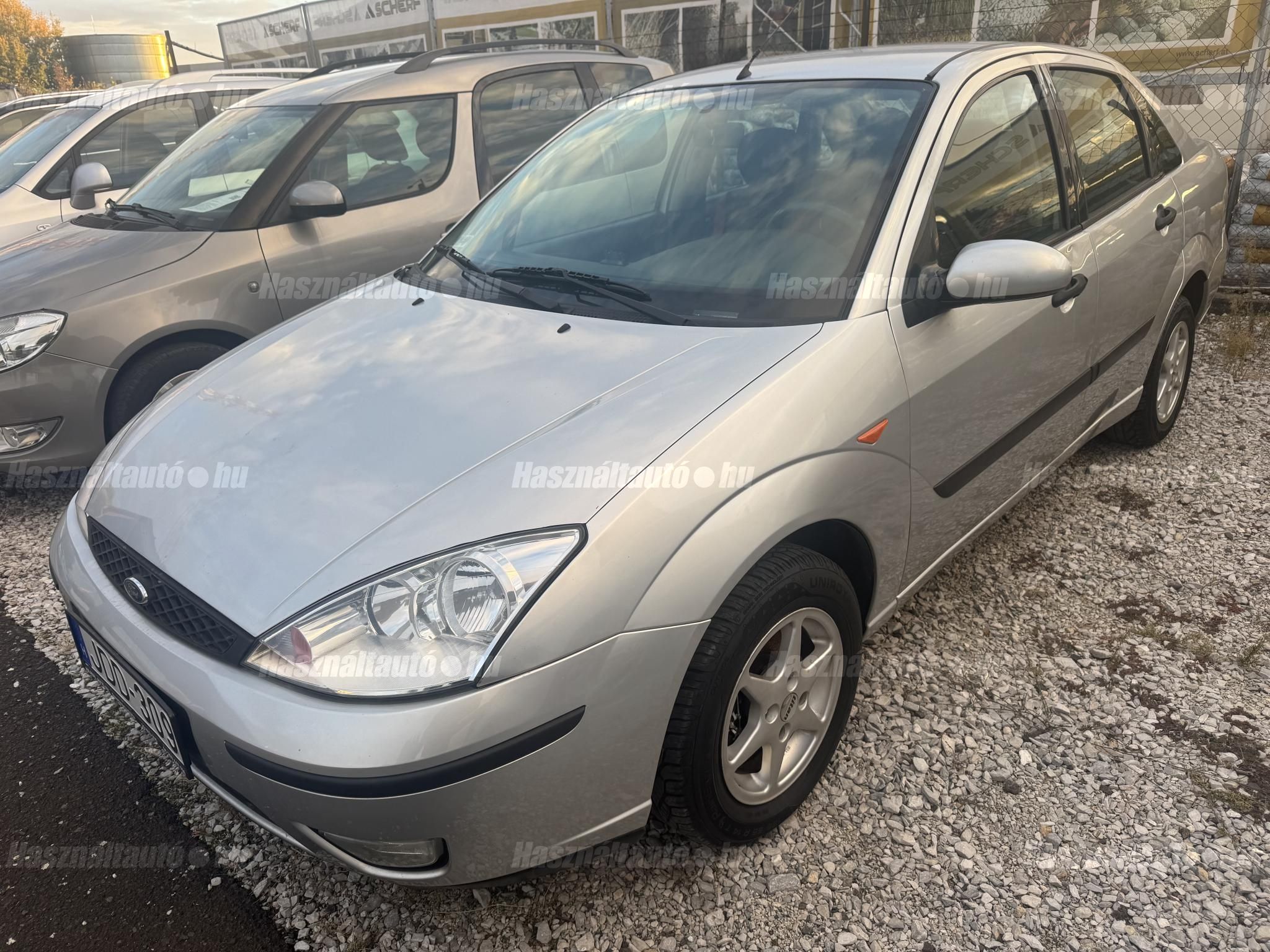 FORD FOCUS 2004/5 - 1