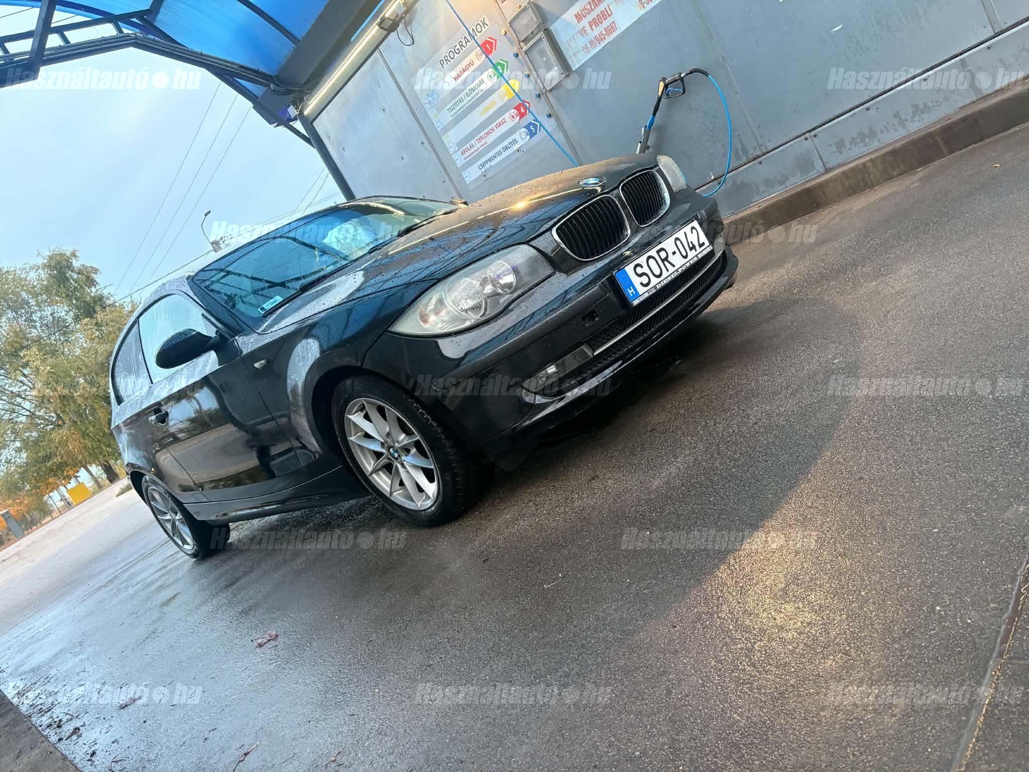 BMW 116 2007/12 - 1