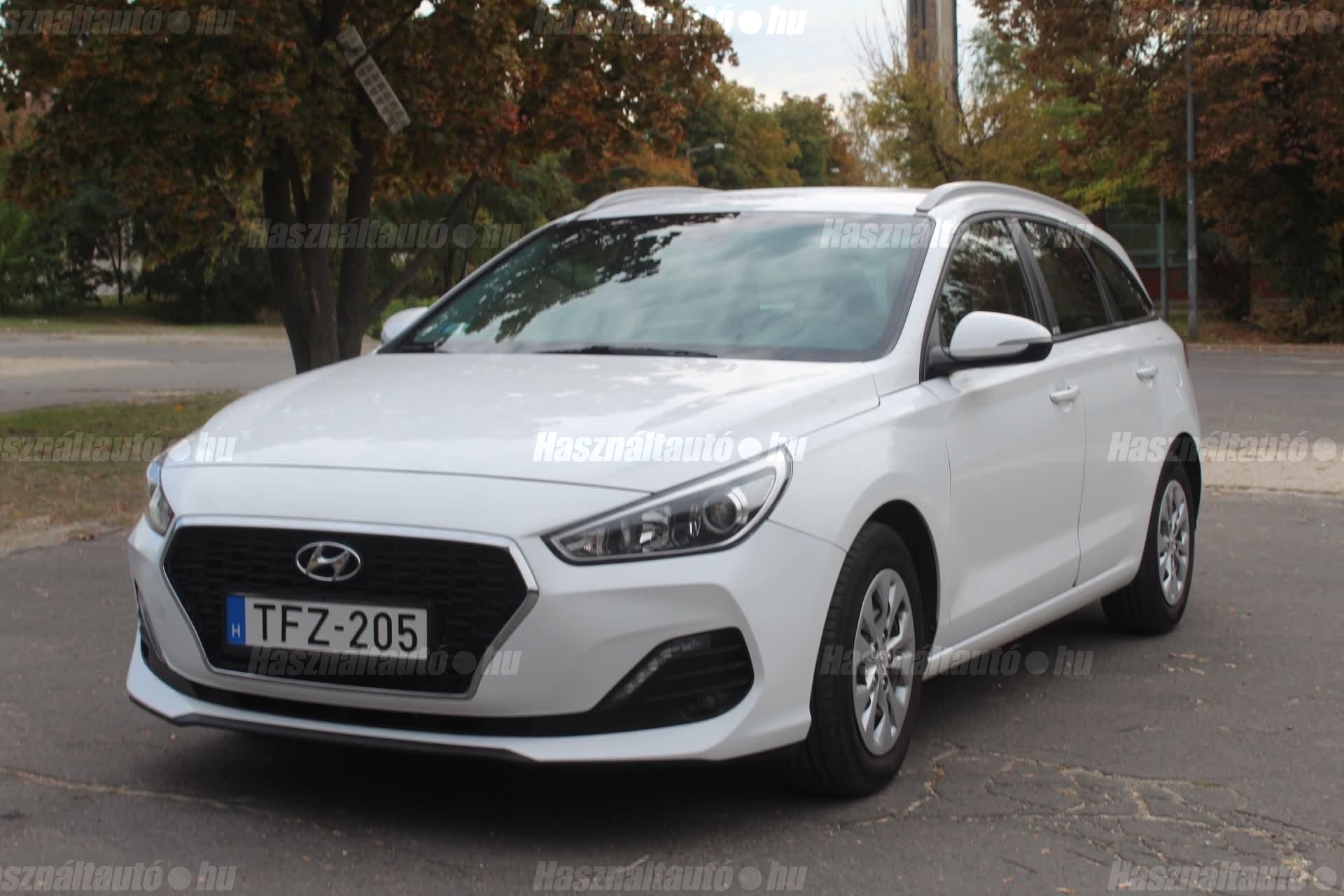 HYUNDAI I30 2019/12 - 1
