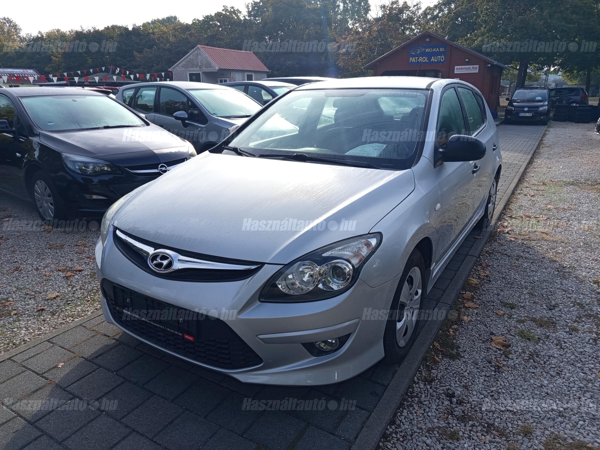 HYUNDAI I30 2011/7 - 1