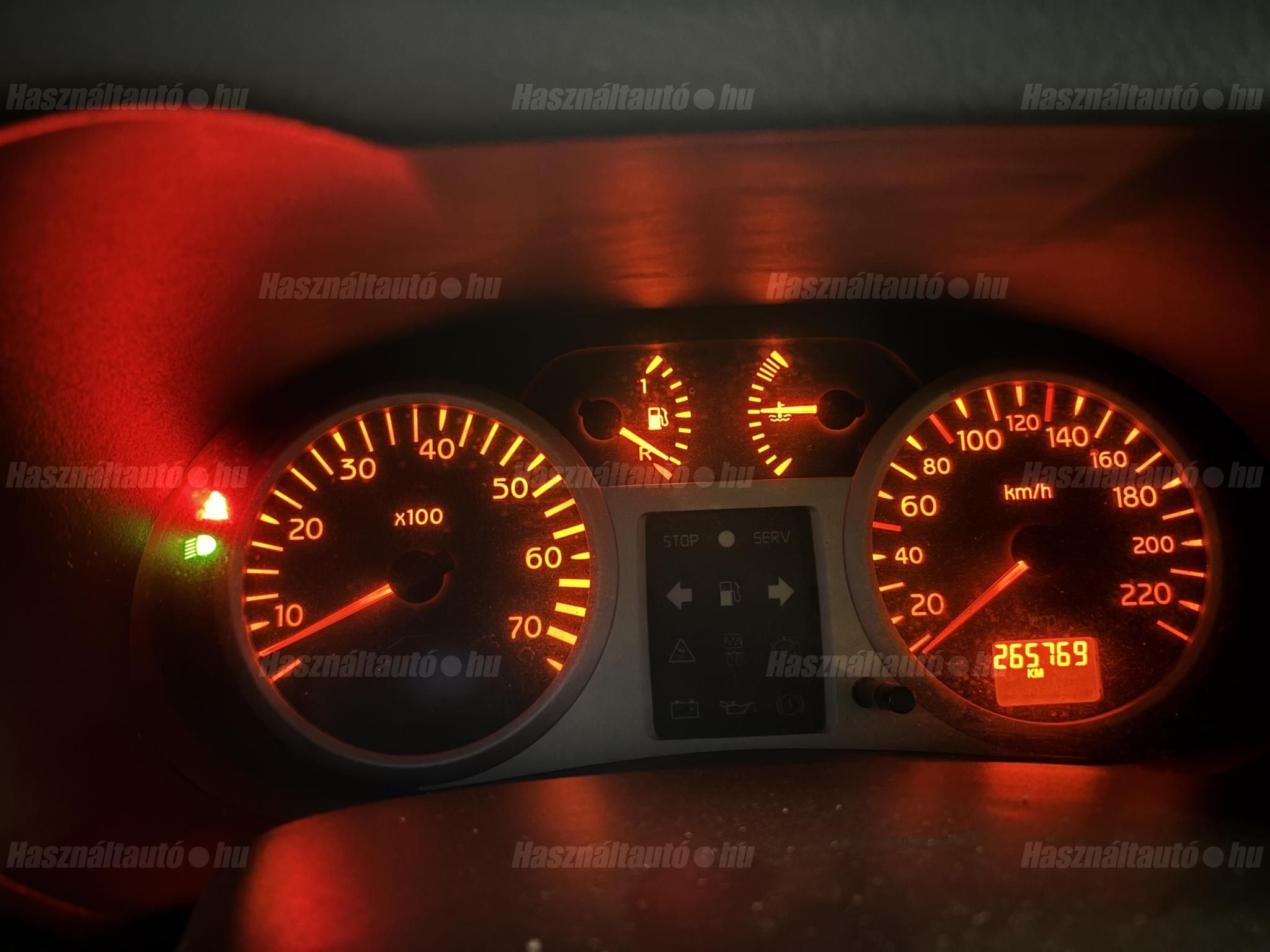 RENAULT CLIO 2001/3 - 1