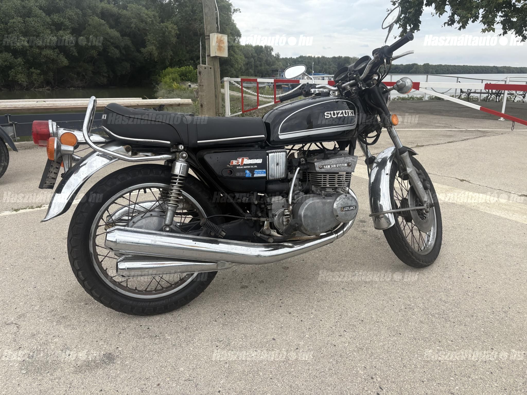 SUZUKI GT 380 1978/5 - 1
