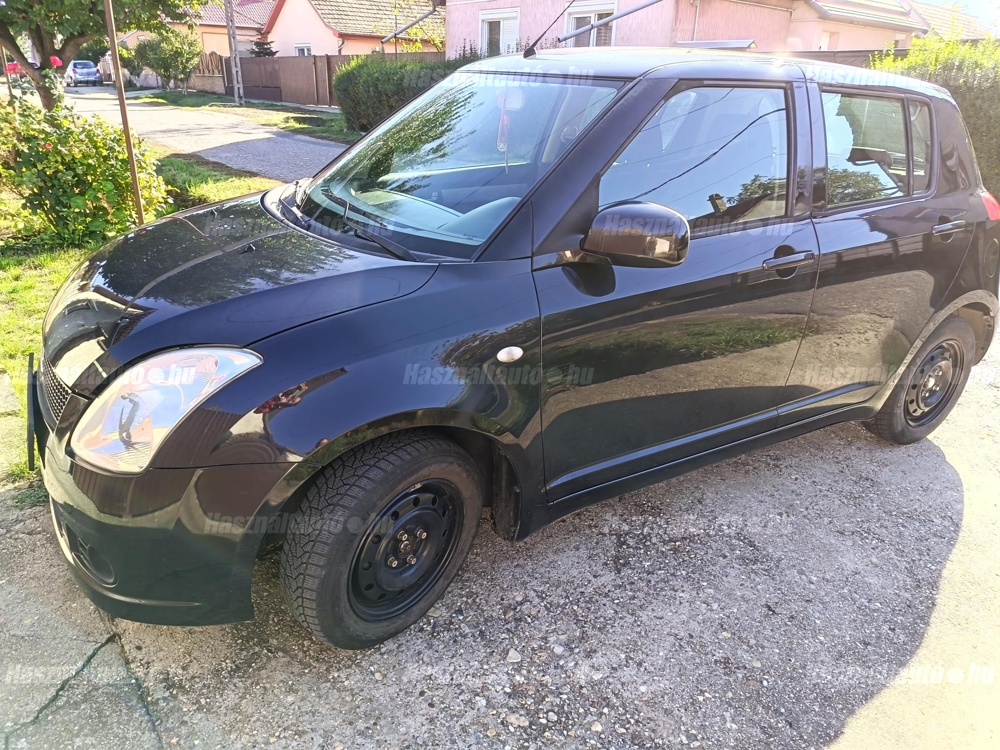 SUZUKI SWIFT 2006 - 1