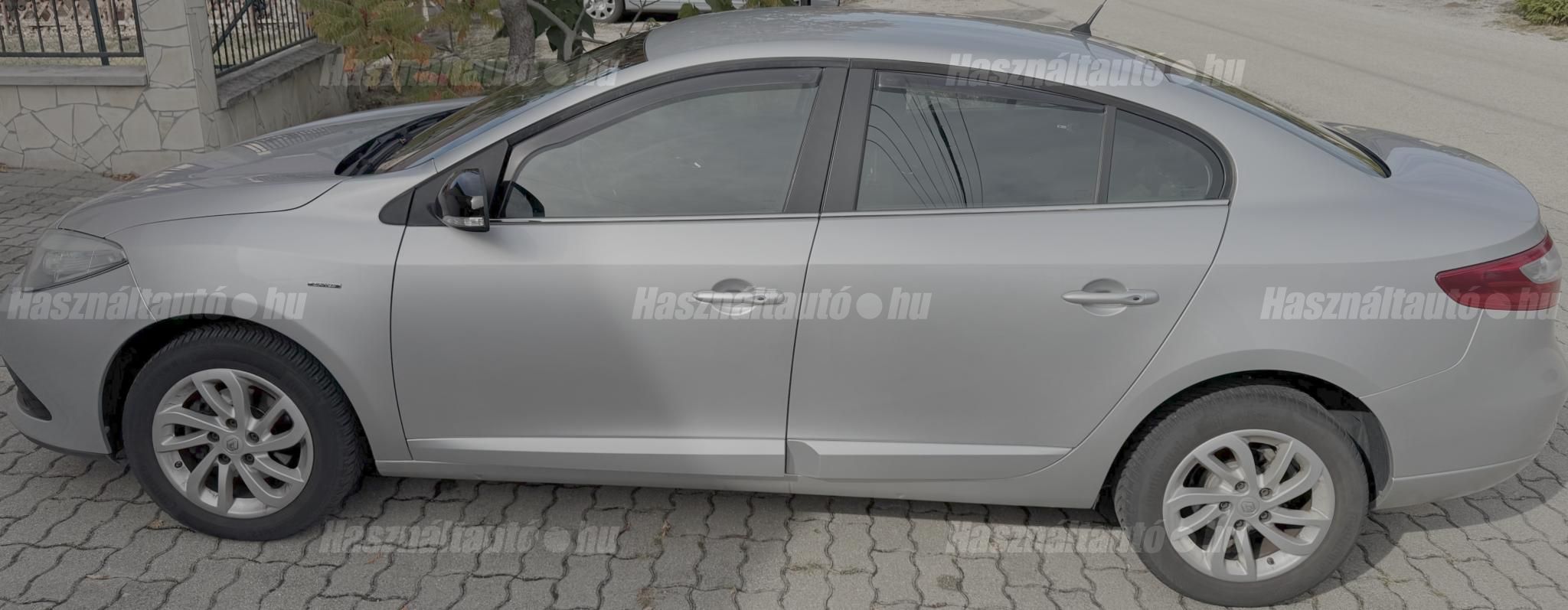 RENAULT FLUENCE 2015/5 - 1