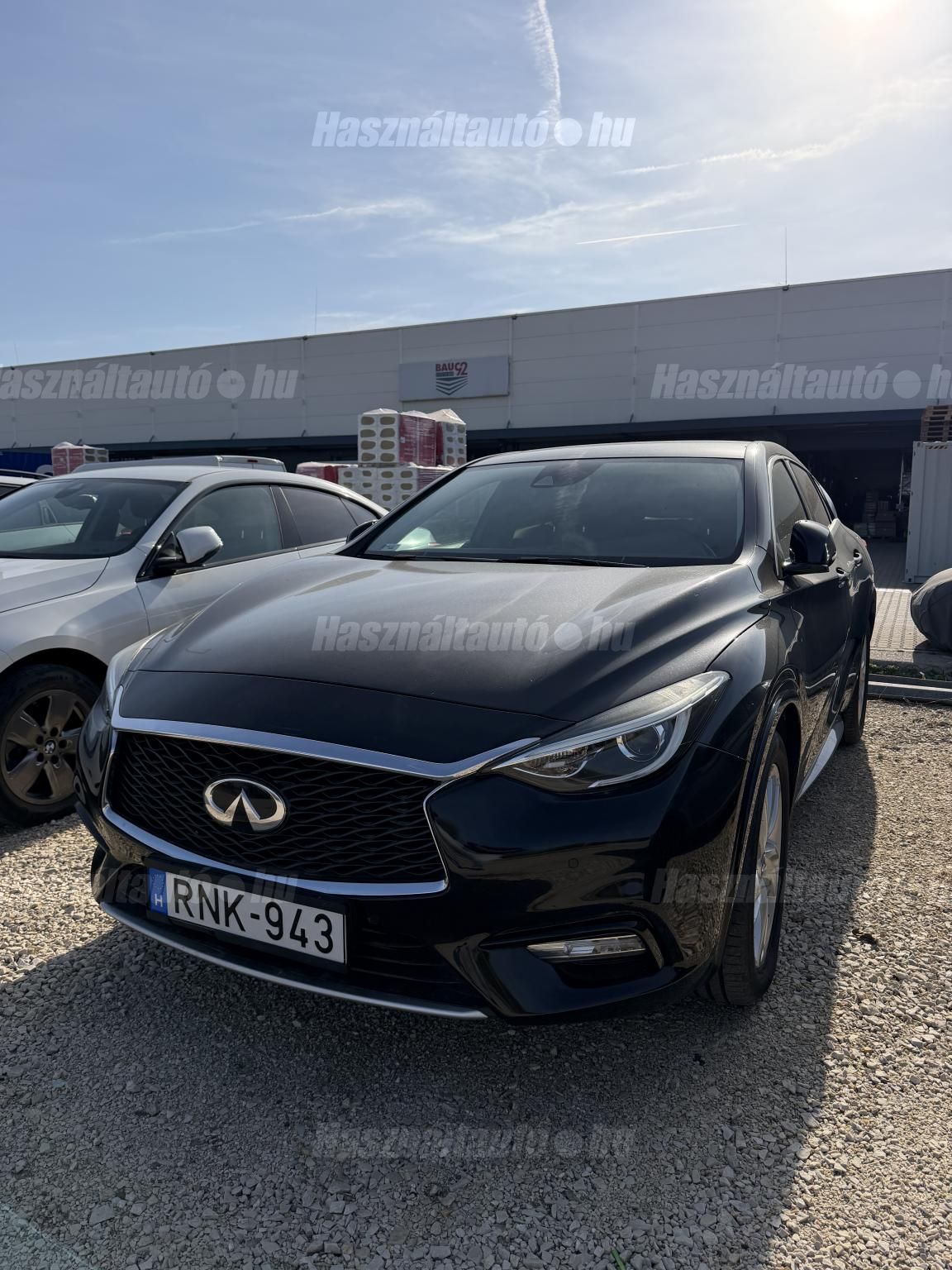 INFINITI Q30 2019/6 - 1