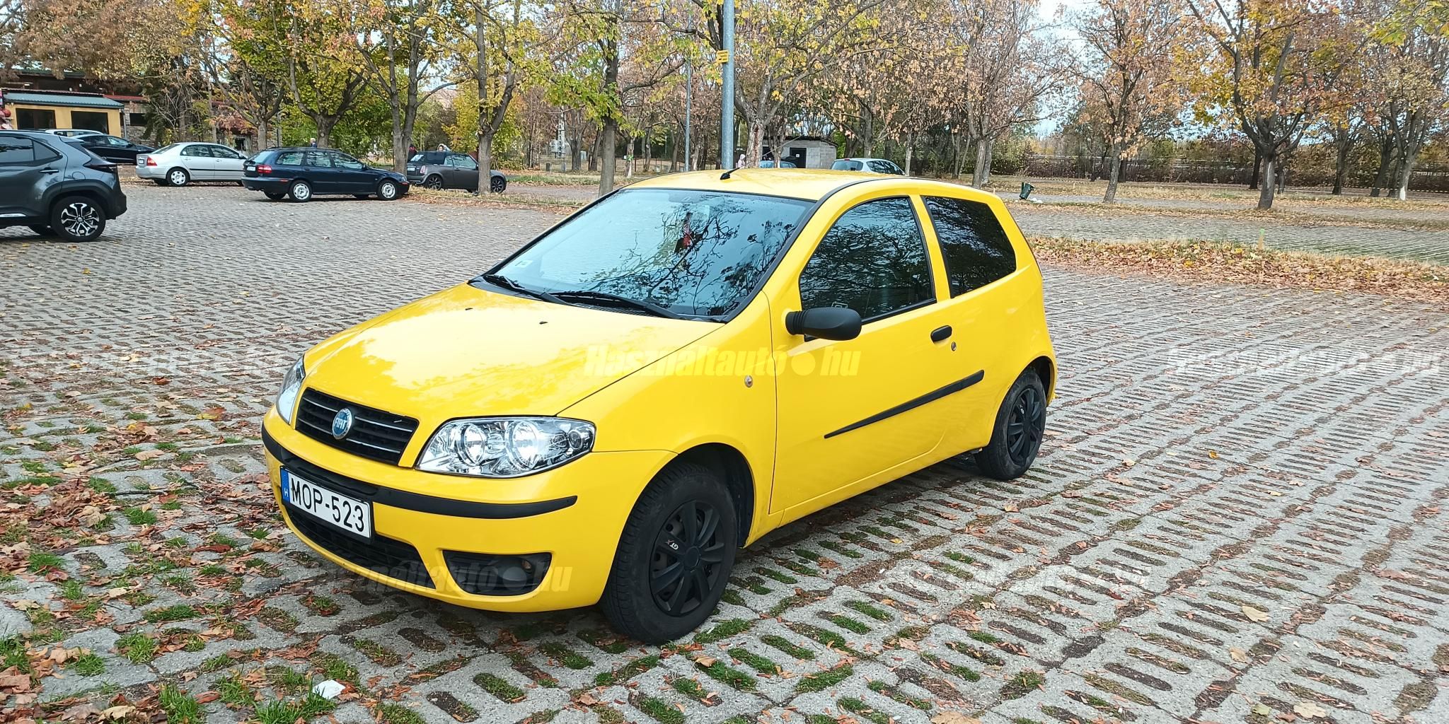 FIAT PUNTO 2004 - 1