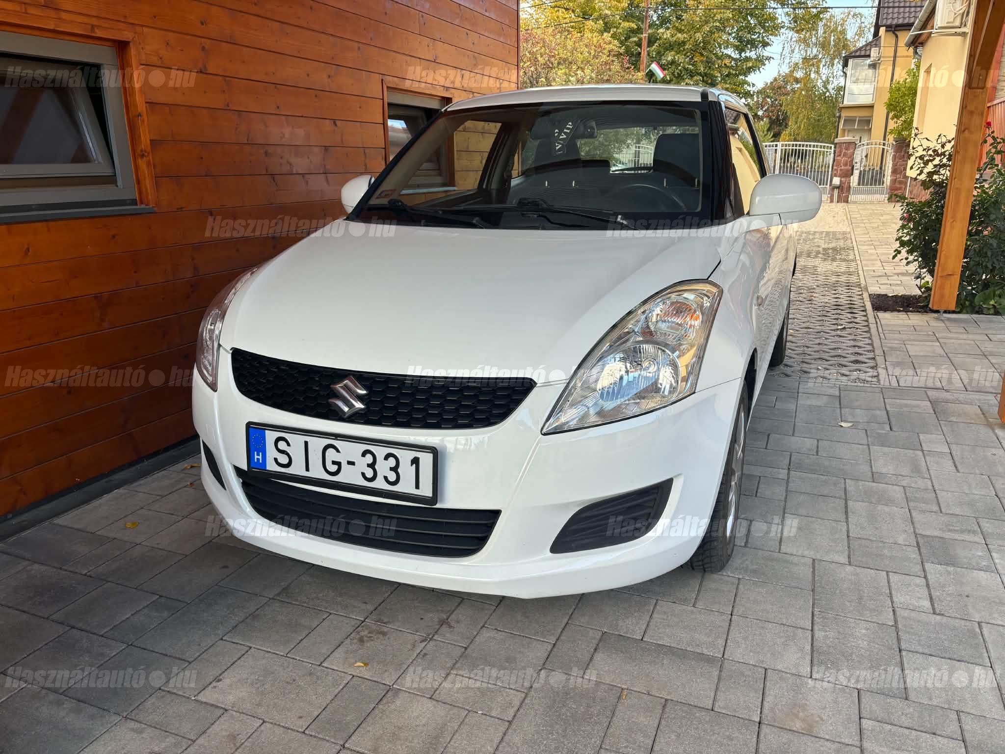 SUZUKI SWIFT 2011/7 - 1