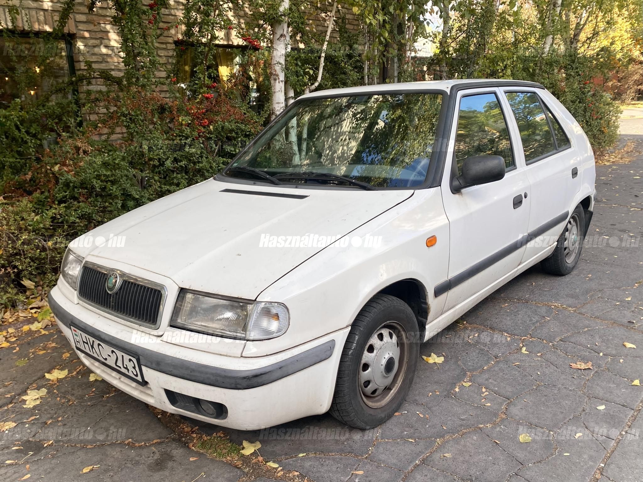 SKODA FELICIA 2000/11 - 1
