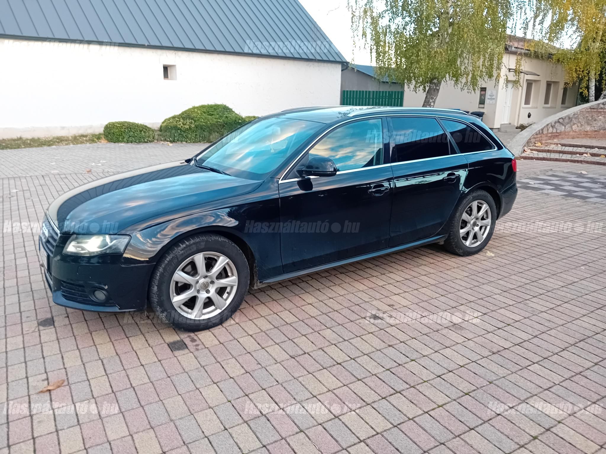 AUDI A4 2008/6 - 1