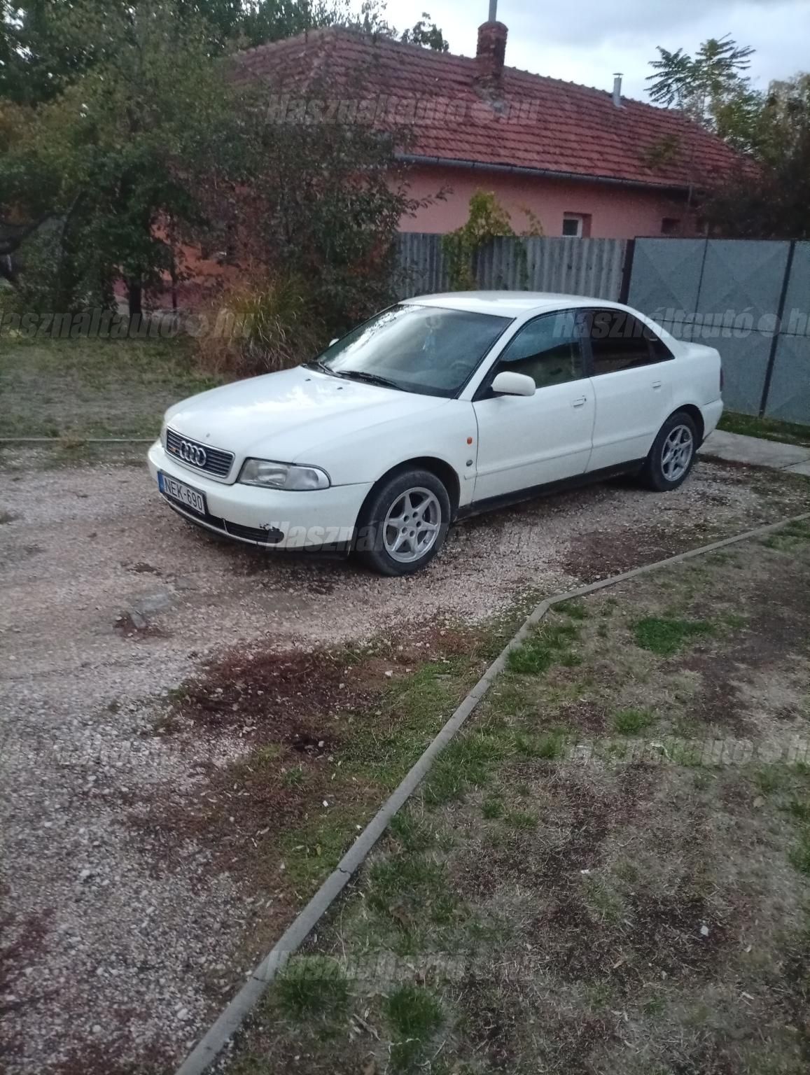 AUDI A4 1997 - 1