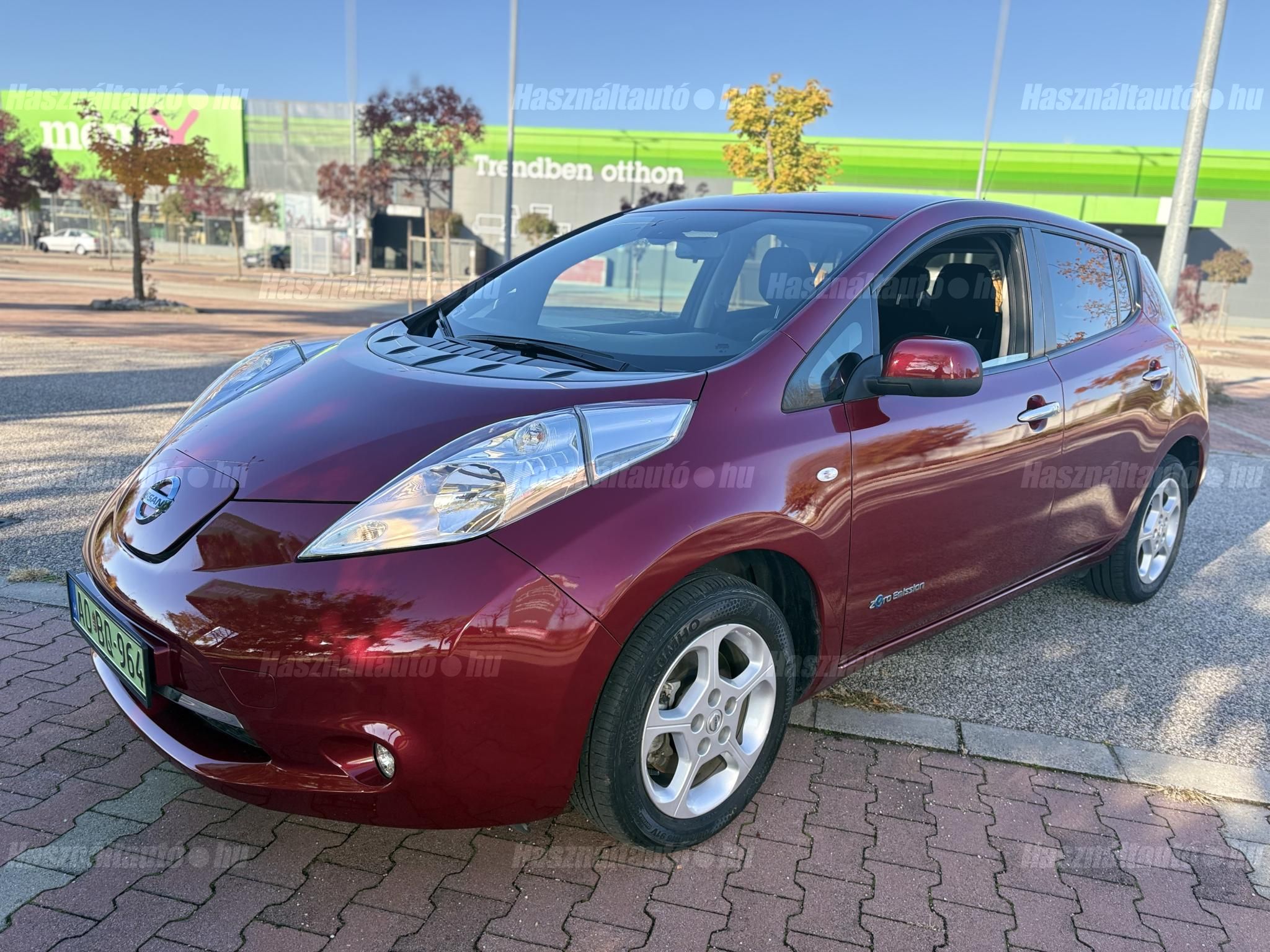 NISSAN LEAF 2016/11 - 1