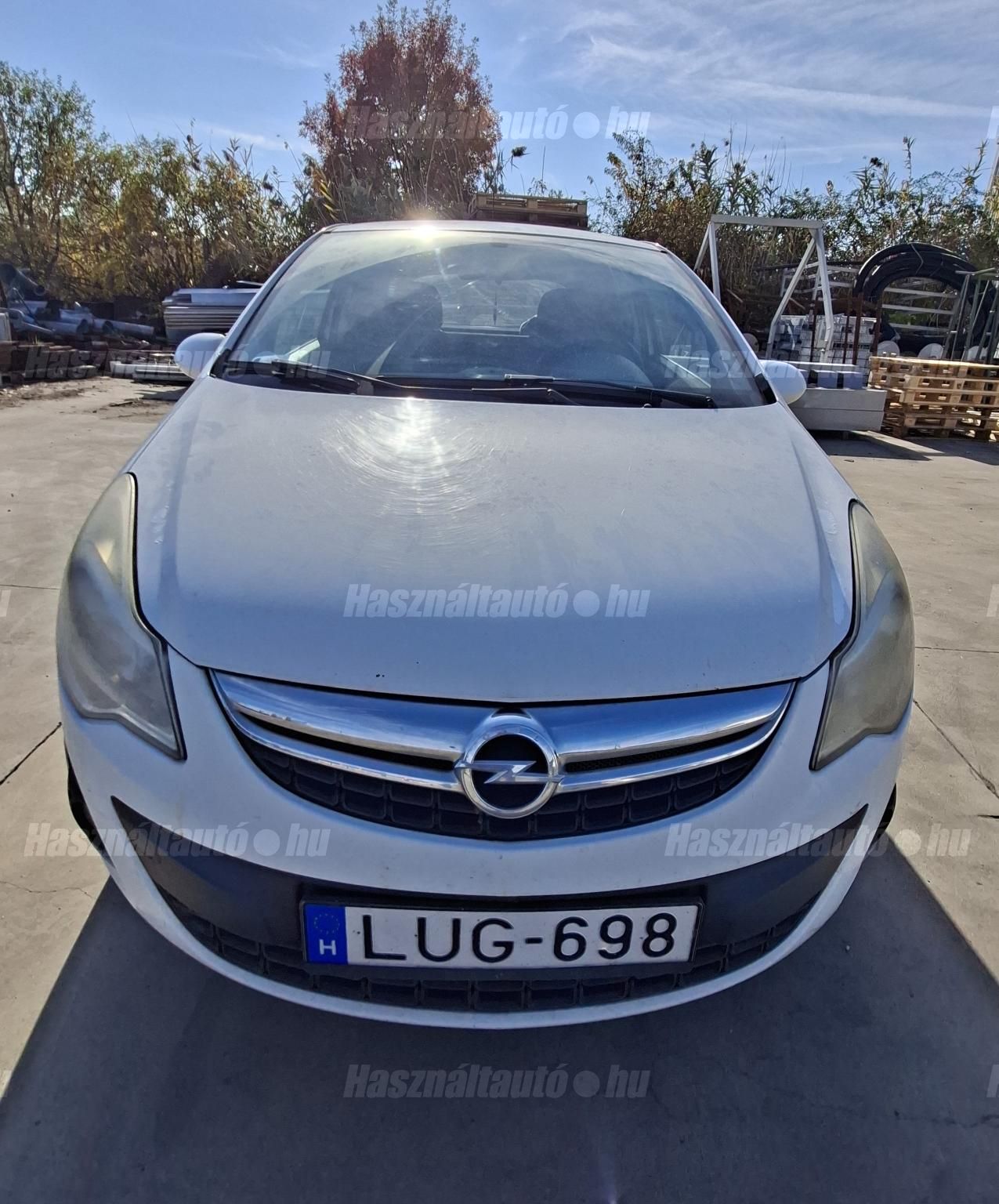 OPEL CORSA 2011/3 - 1