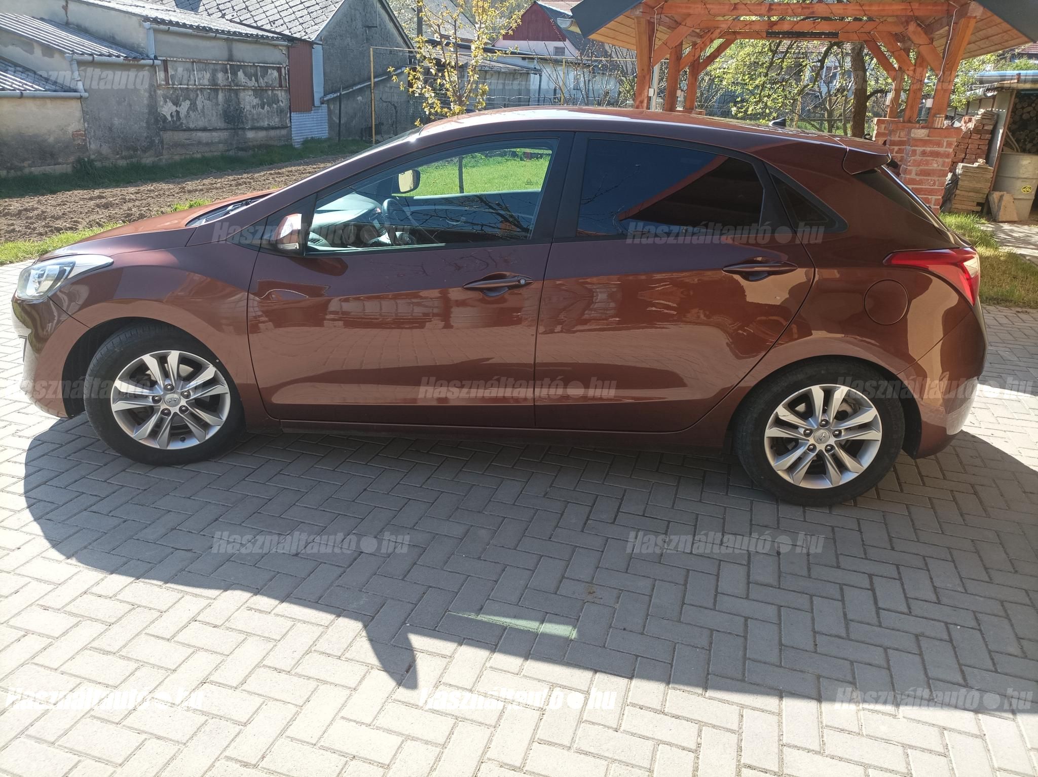 HYUNDAI I30 2012/10 - 1