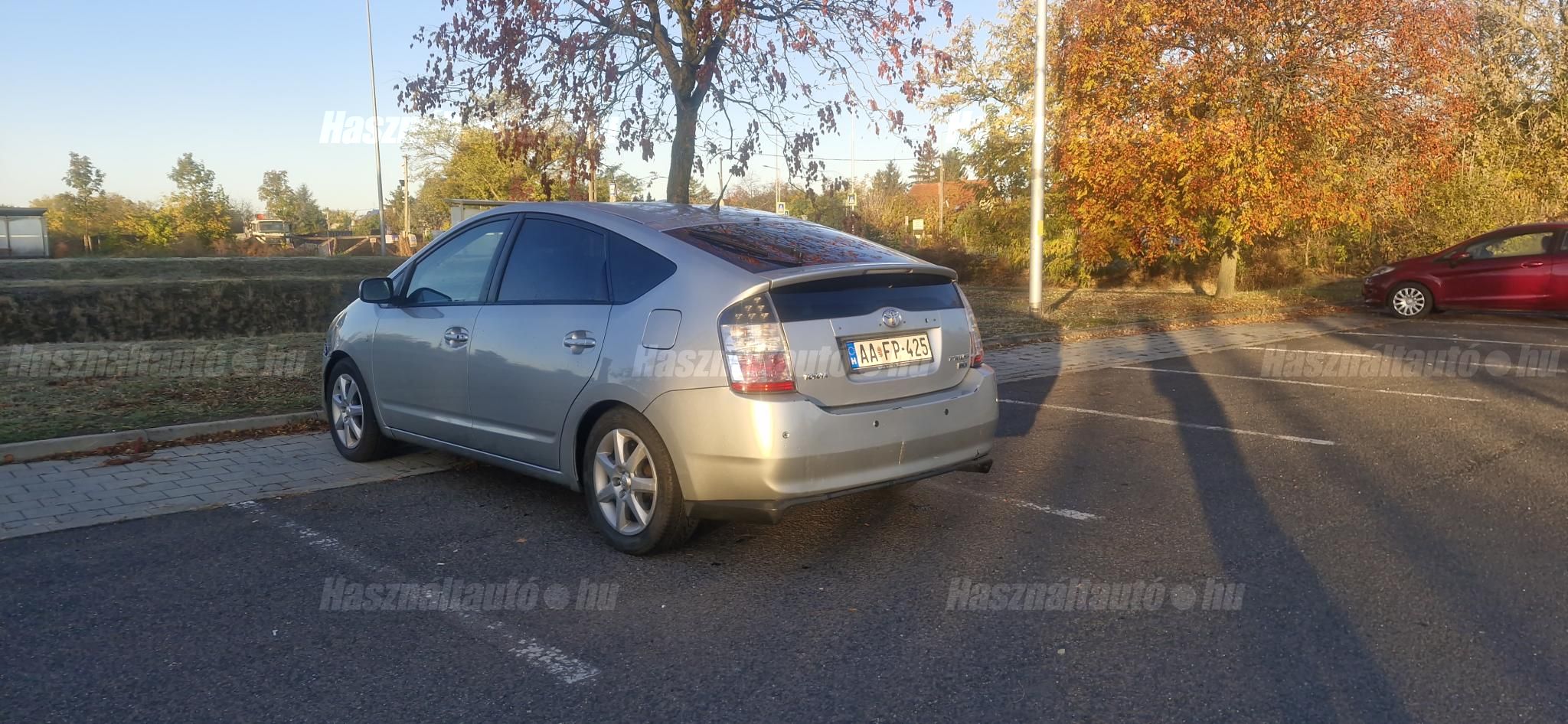 TOYOTA PRIUS 2005/3 - 1