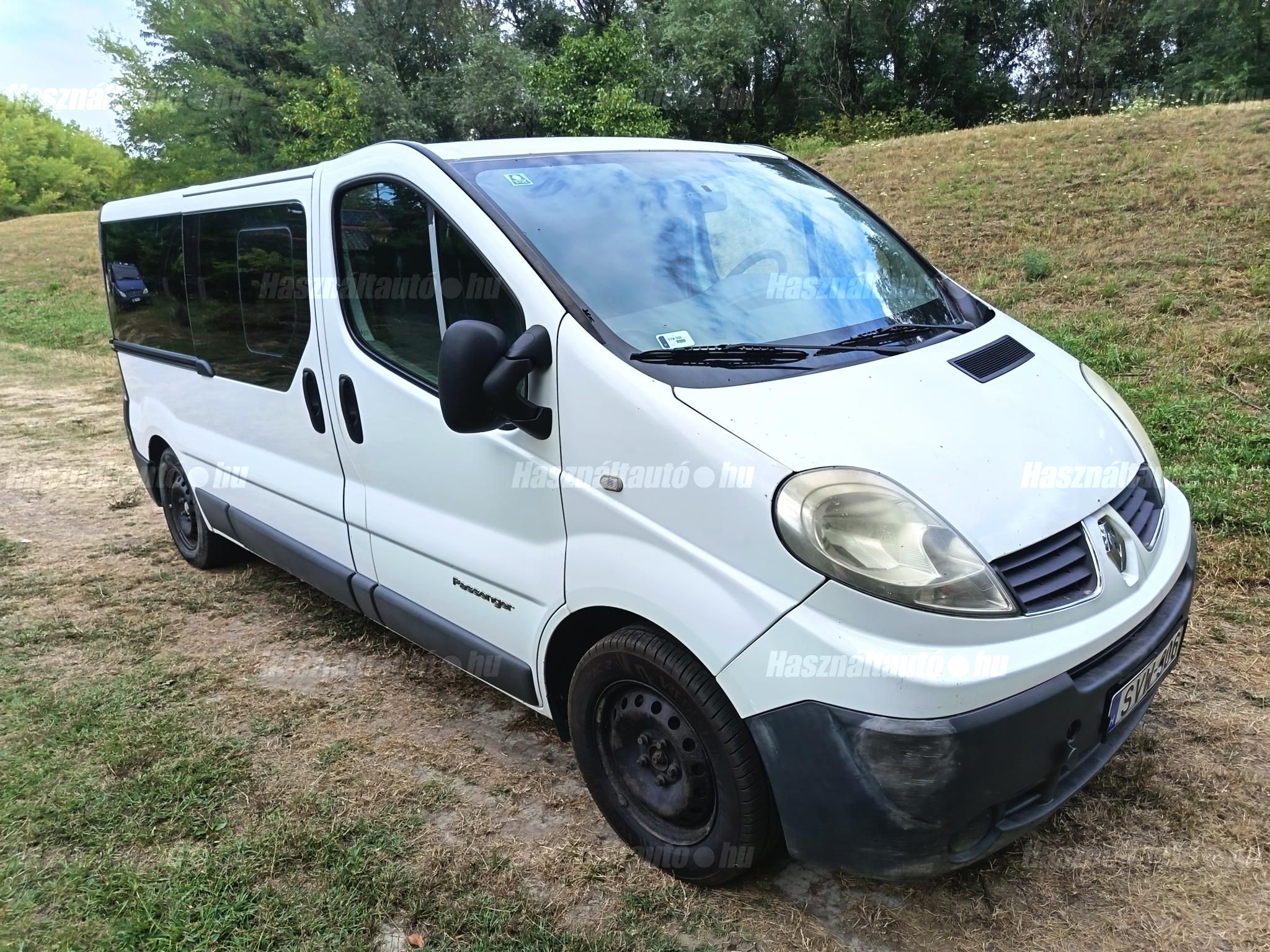 RENAULT TRAFIC 2011/10 - 1