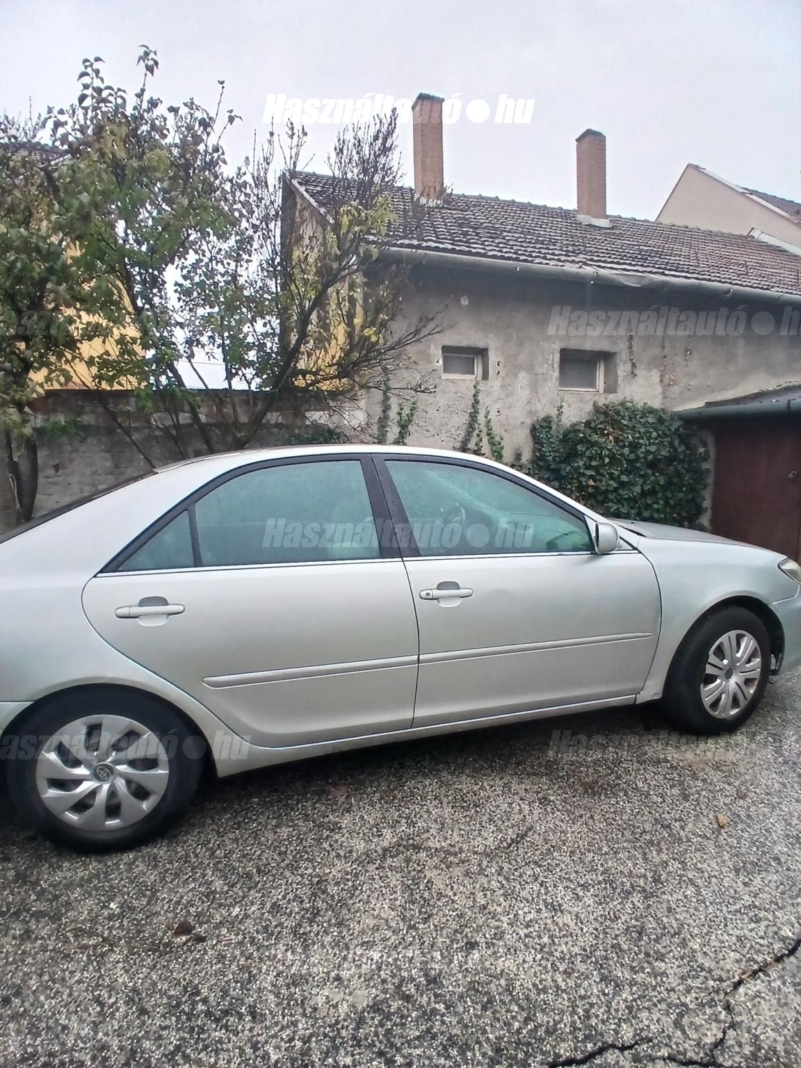 TOYOTA CAMRY 2004/12 - 1