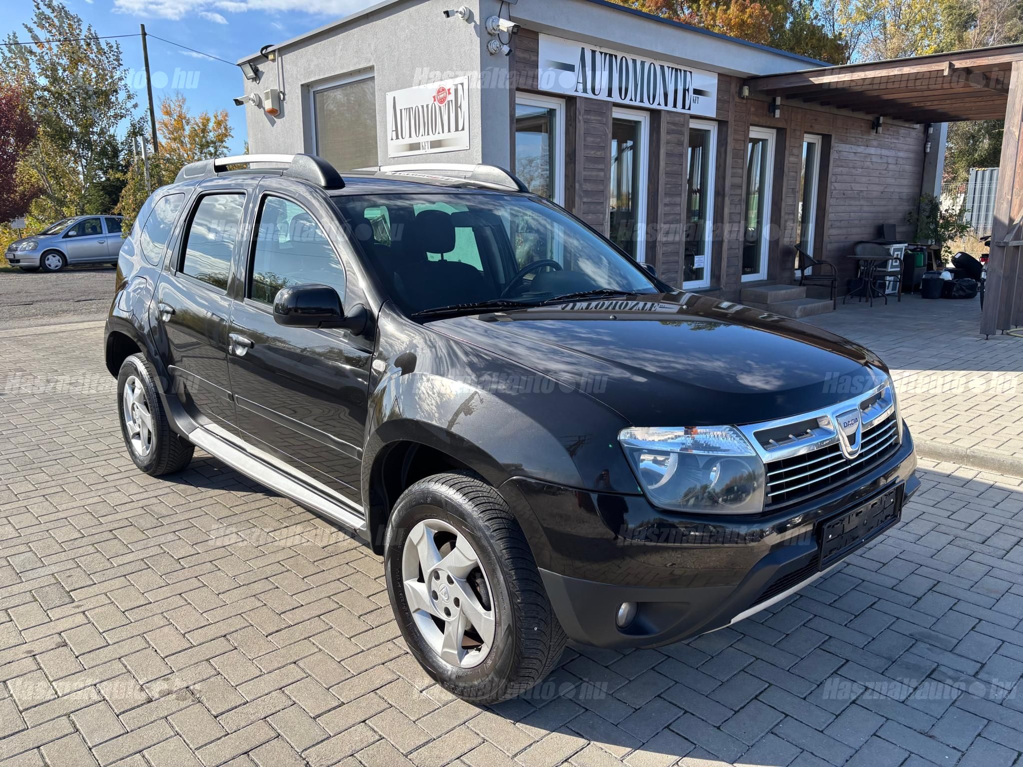 DACIA DUSTER 2011/6 - 1