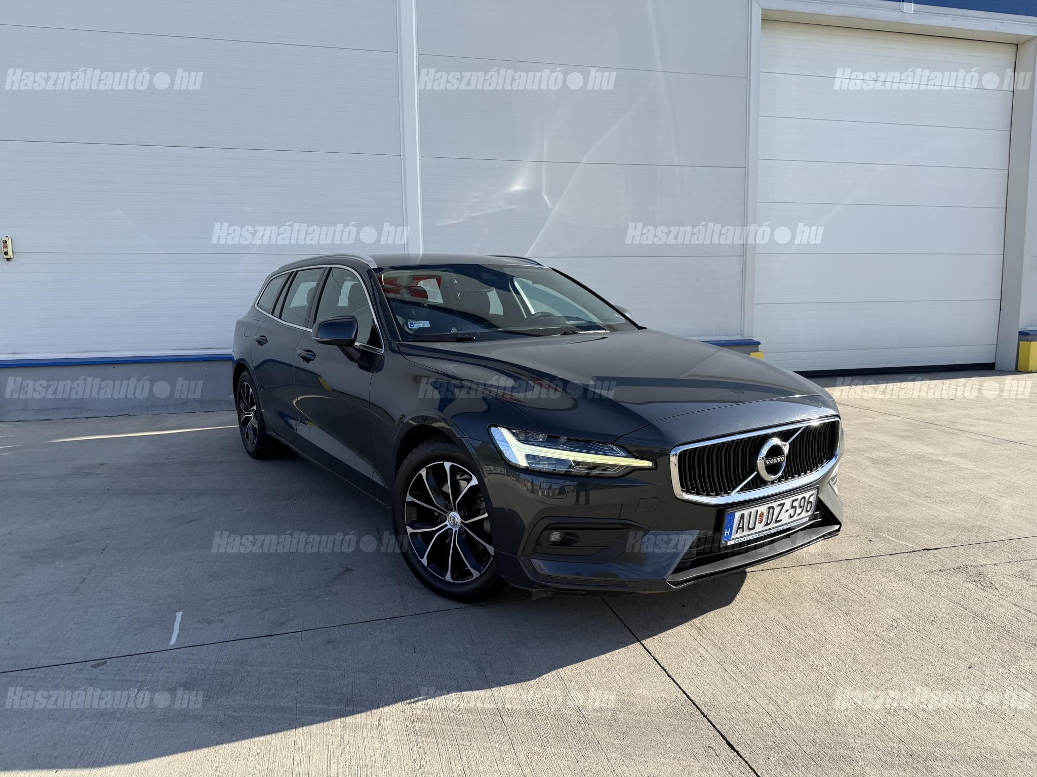 VOLVO V60 2019 - 1