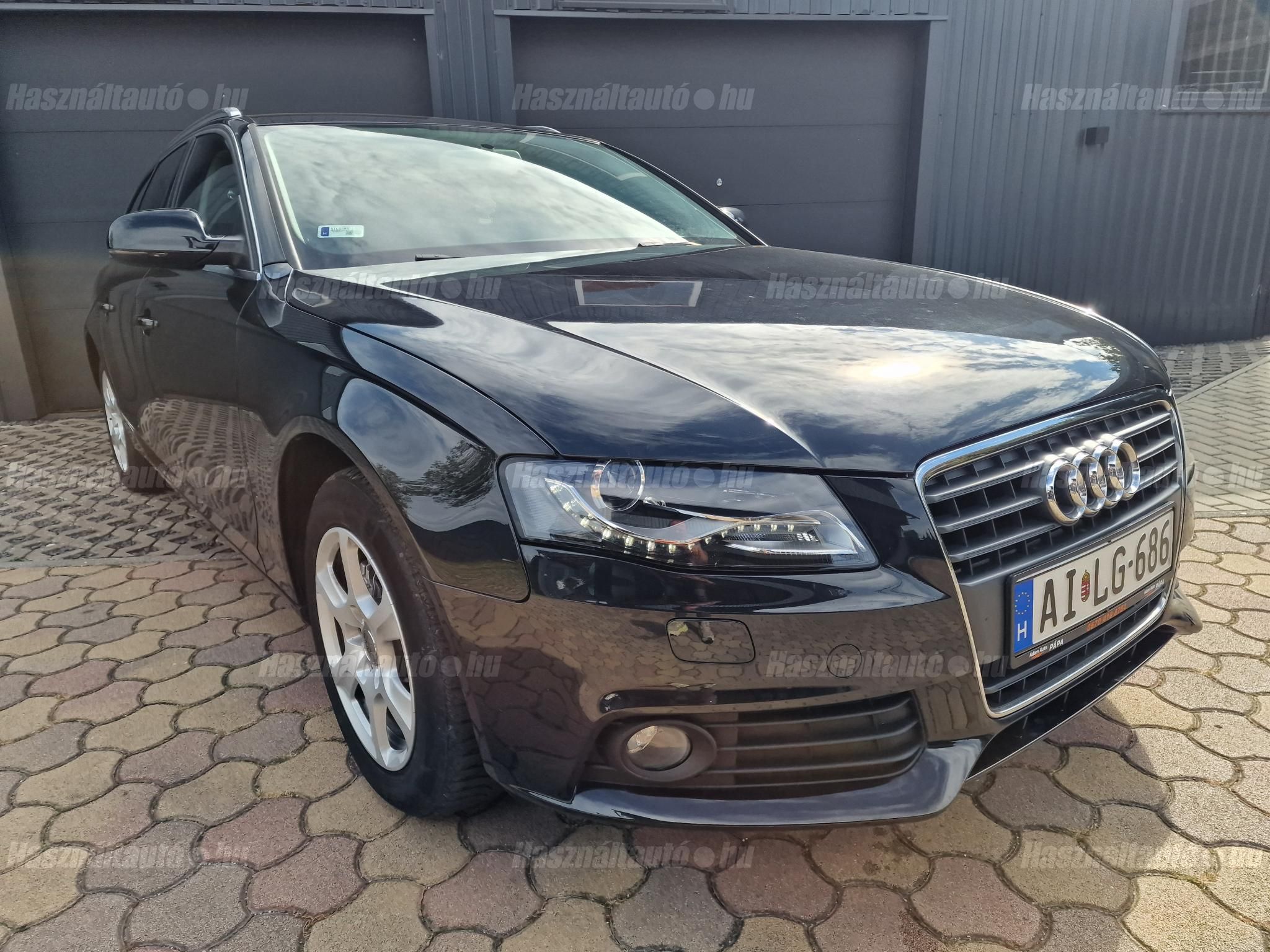 AUDI A4 2009/11 - 1