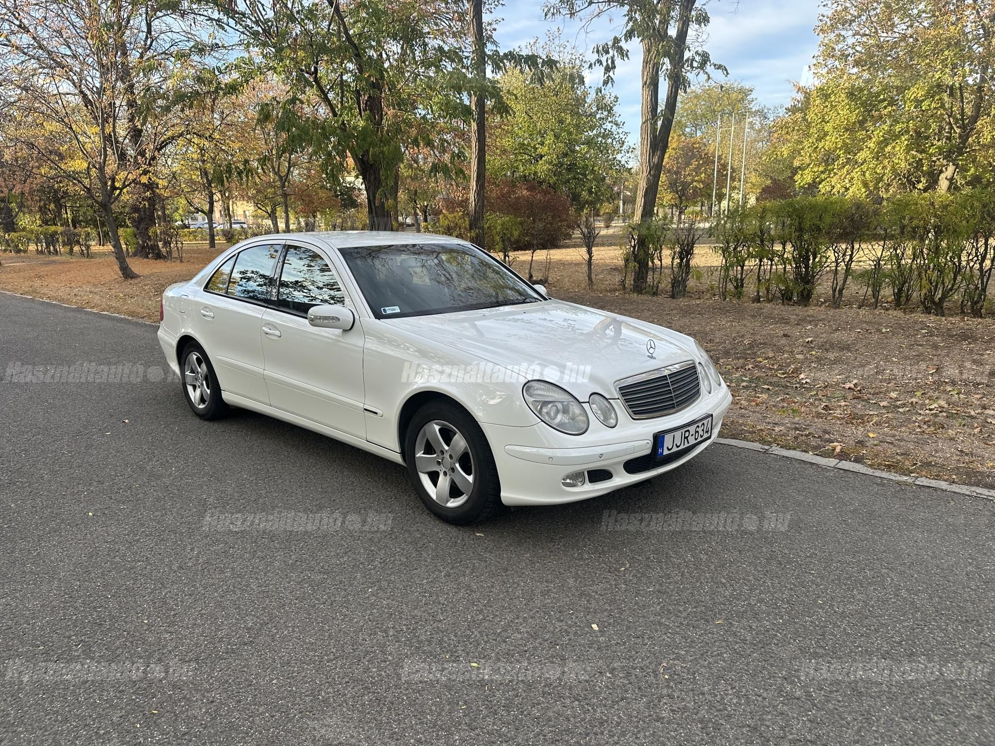 MERCEDES-BENZ E 240 2002/4 - 1