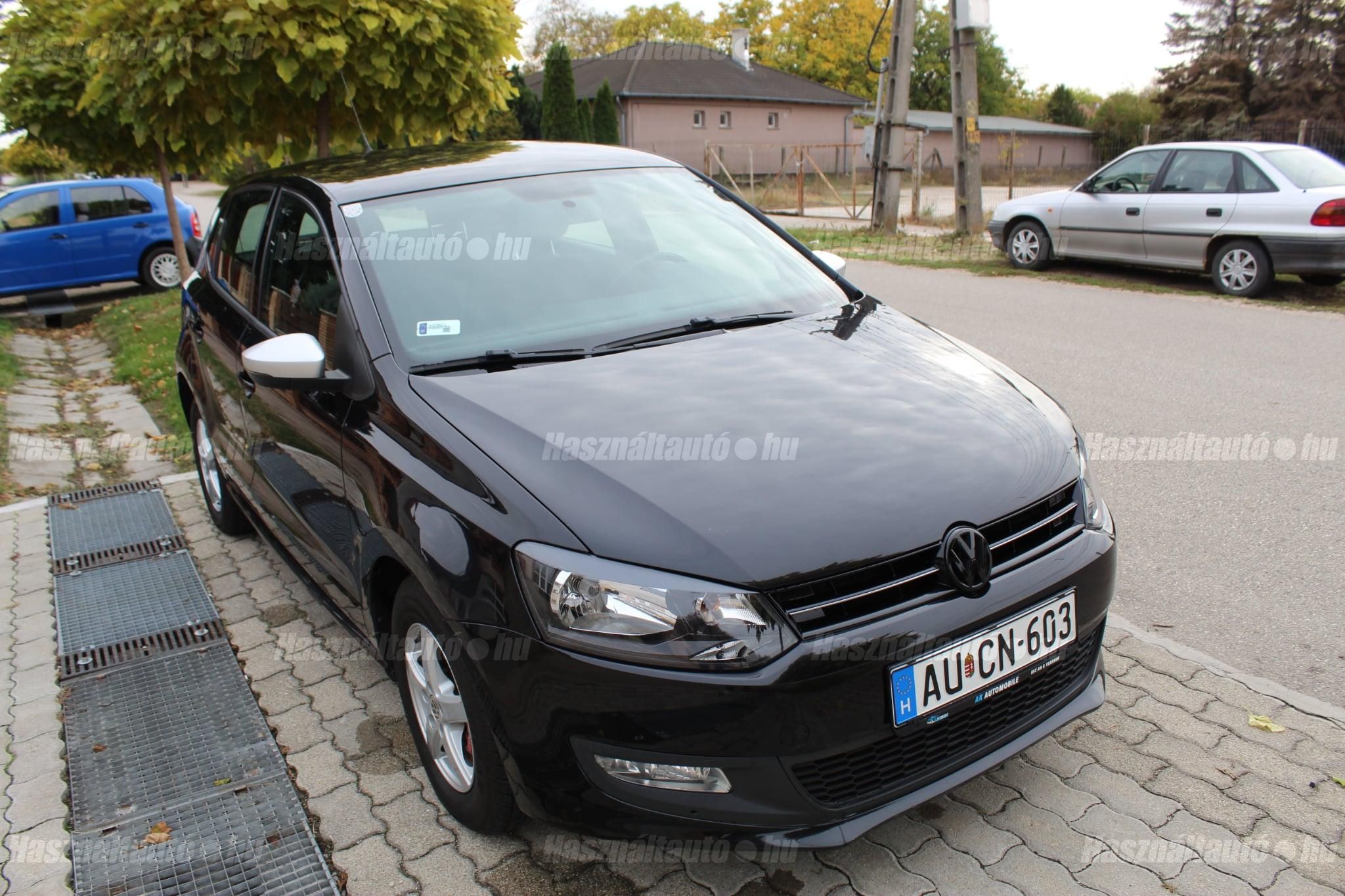 VOLKSWAGEN POLO 2013 - 1