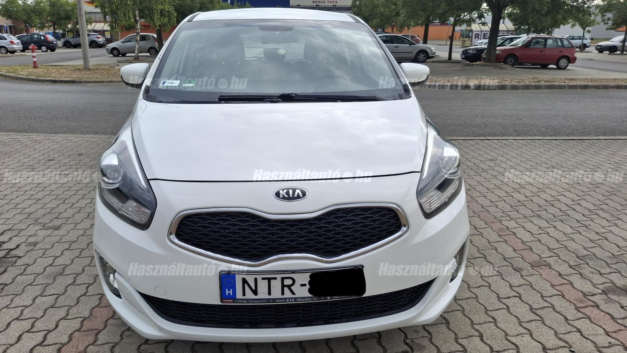 KIA CARENS 2015 - 1