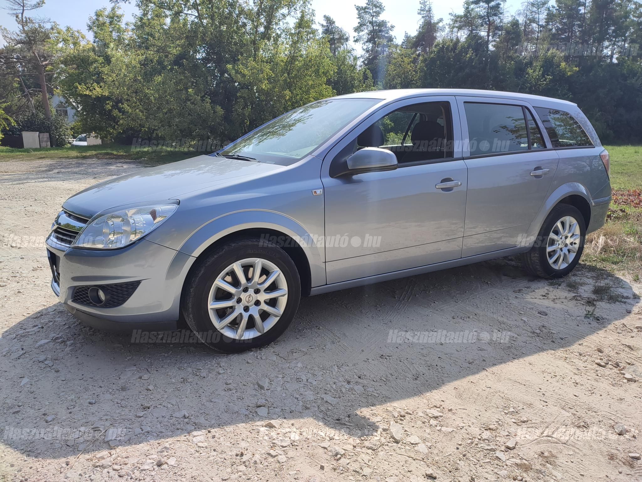 OPEL ASTRA H 2009/9 - 1