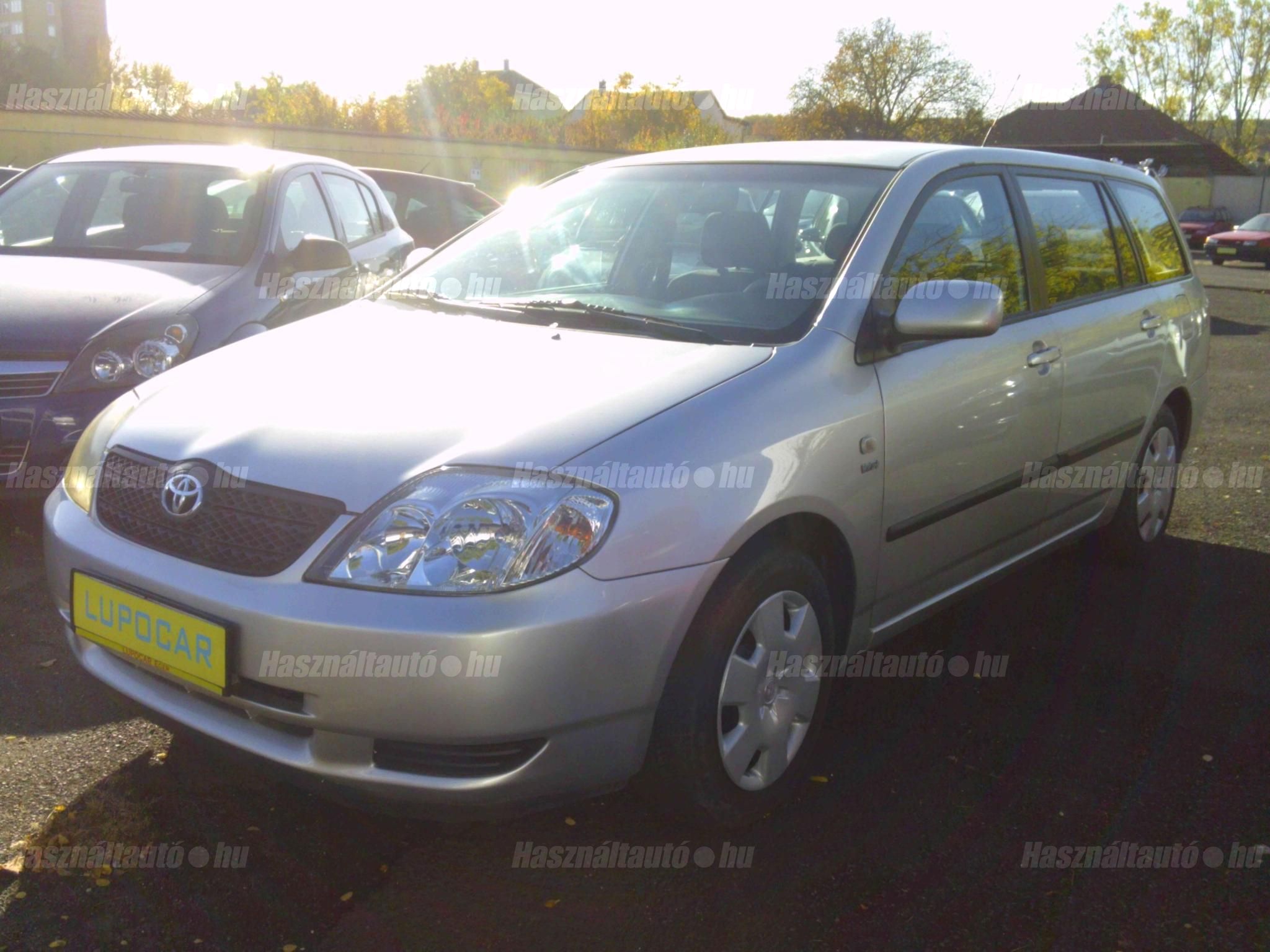 TOYOTA COROLLA 2004/5 - 1