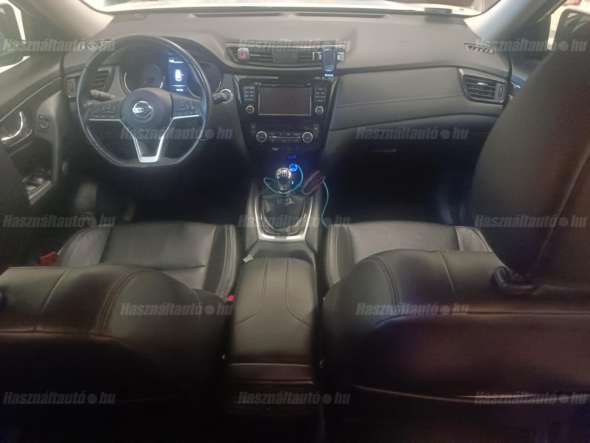 NISSAN X-TRAIL 2020/5 - 1