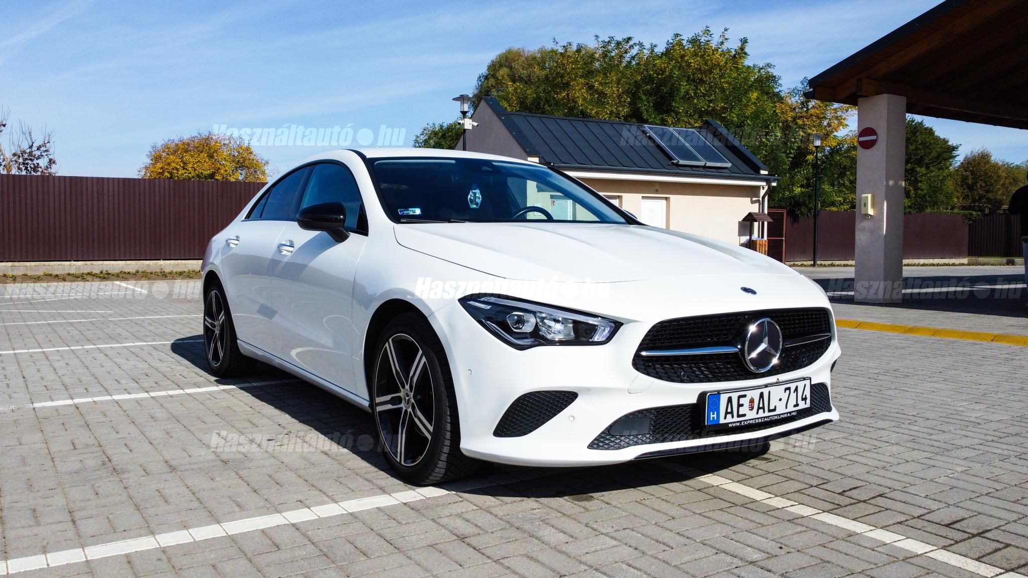 MERCEDES-BENZ CLA 180 2022/4 - 1