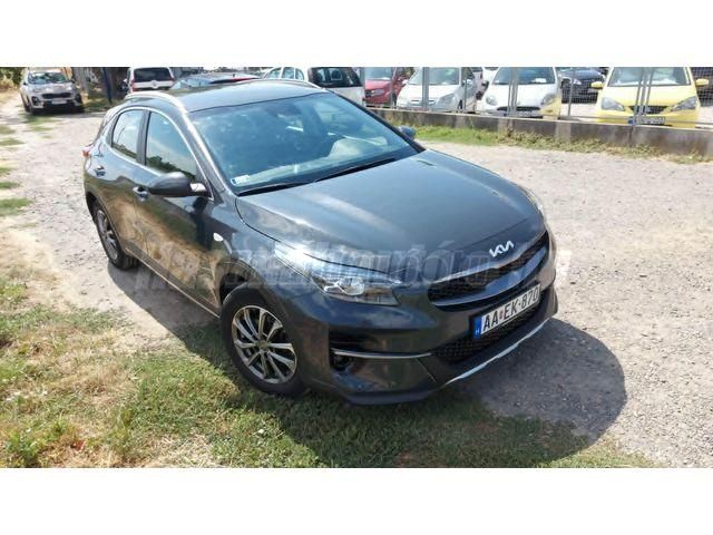 KIA XCEED 2022/10 - 1