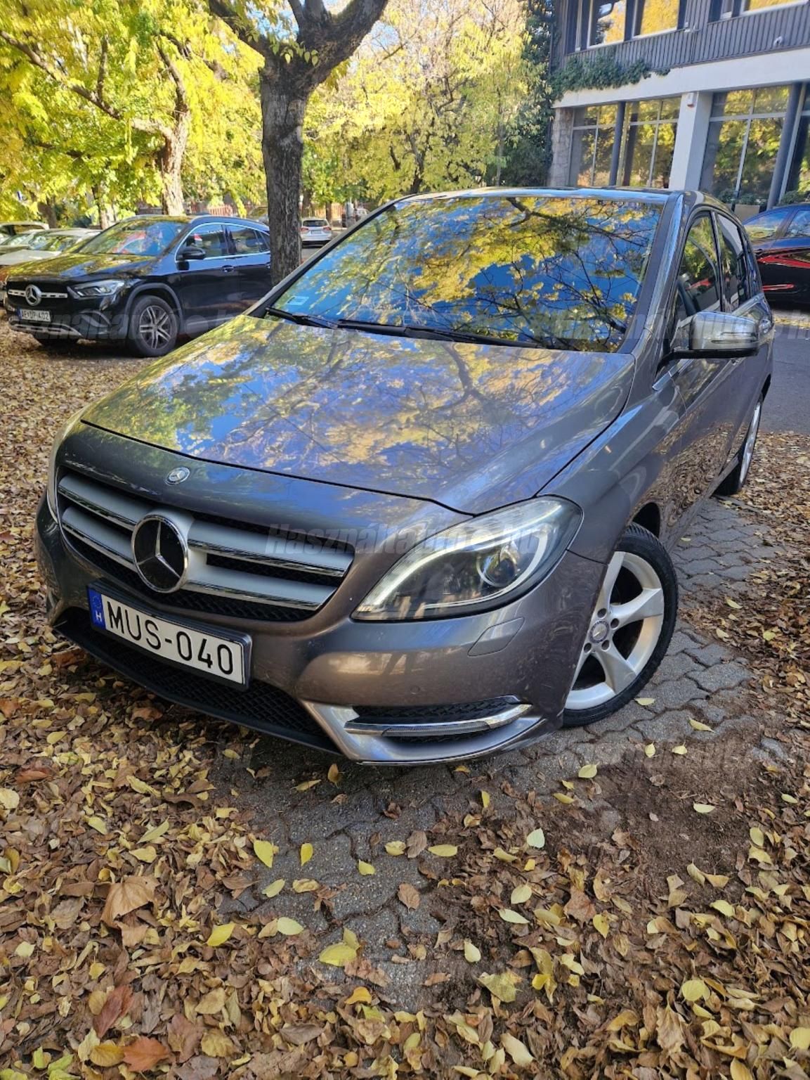 MERCEDES-BENZ B 180 2012/8 - 1