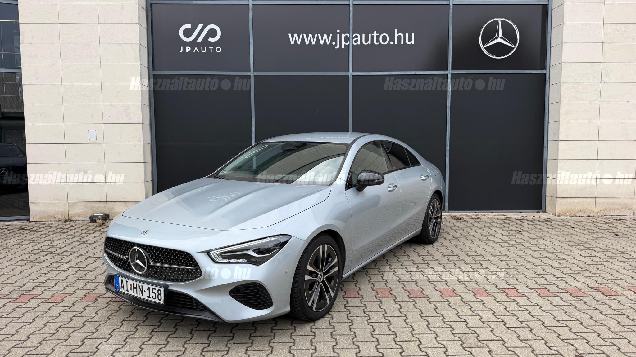 MERCEDES-BENZ CLA 200 2024 - 1