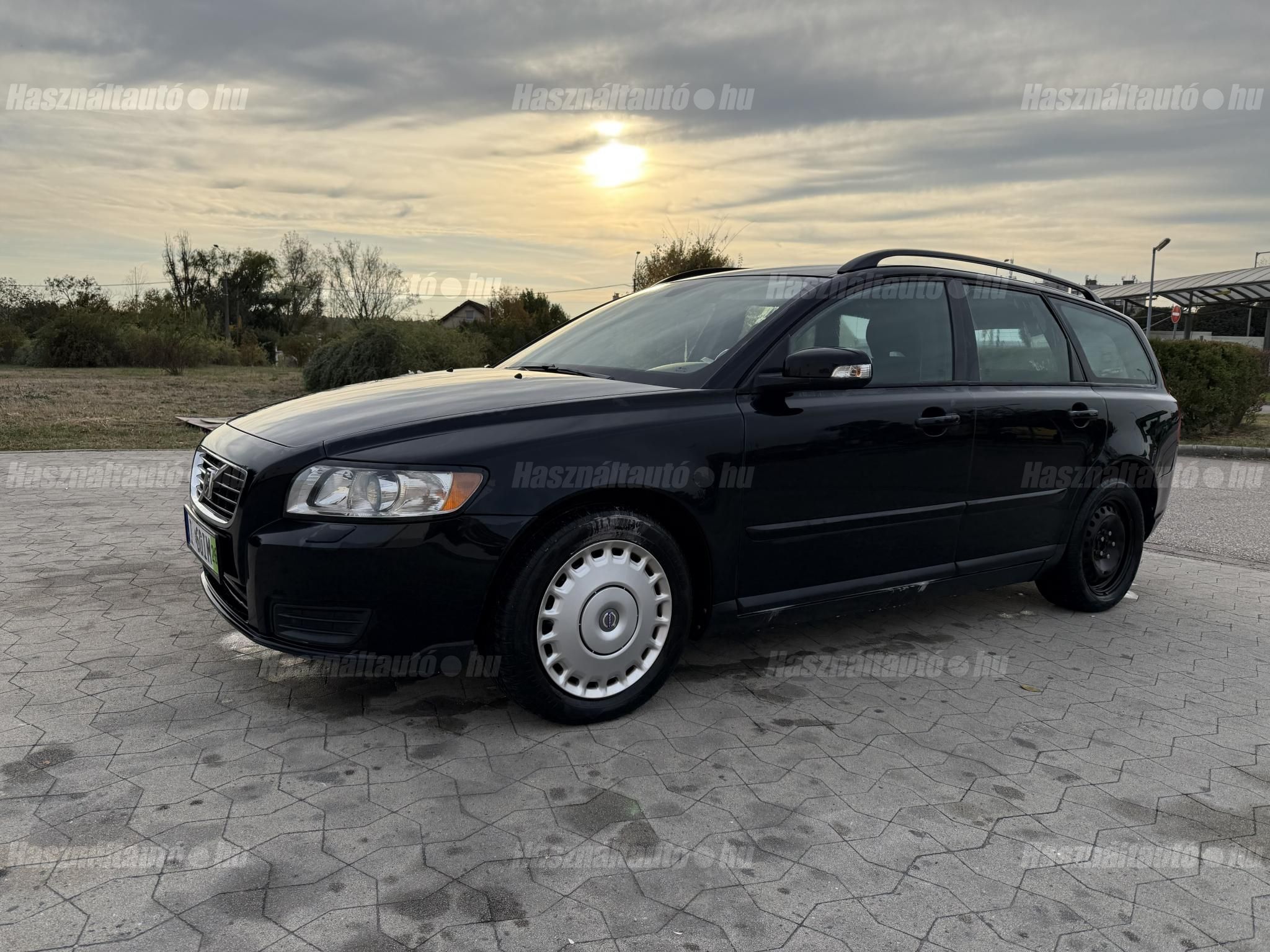 VOLVO V50 2009/1 - 1