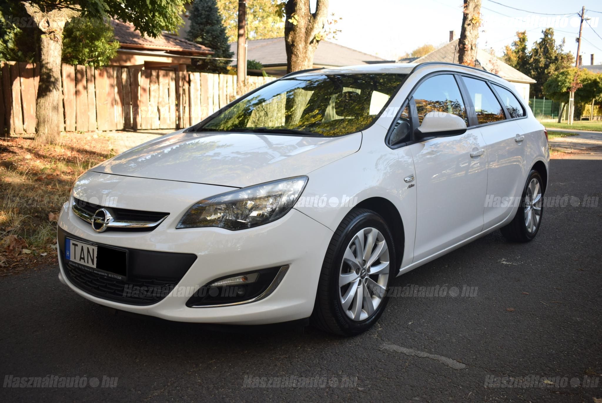 OPEL ASTRA J 2014 - 1