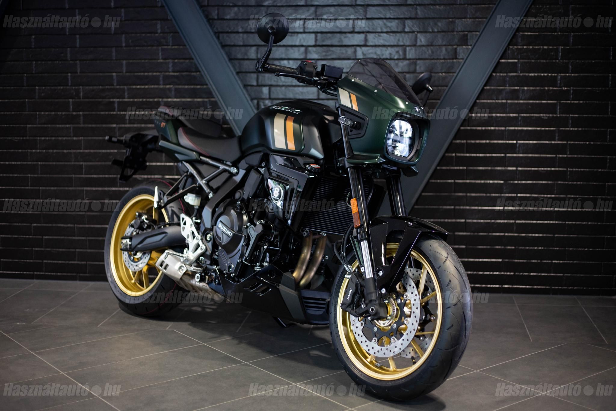 SUZUKI GSX 2025/9 - 1