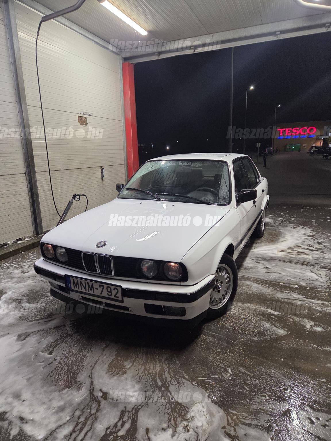 BMW 324 1990/12 - 1