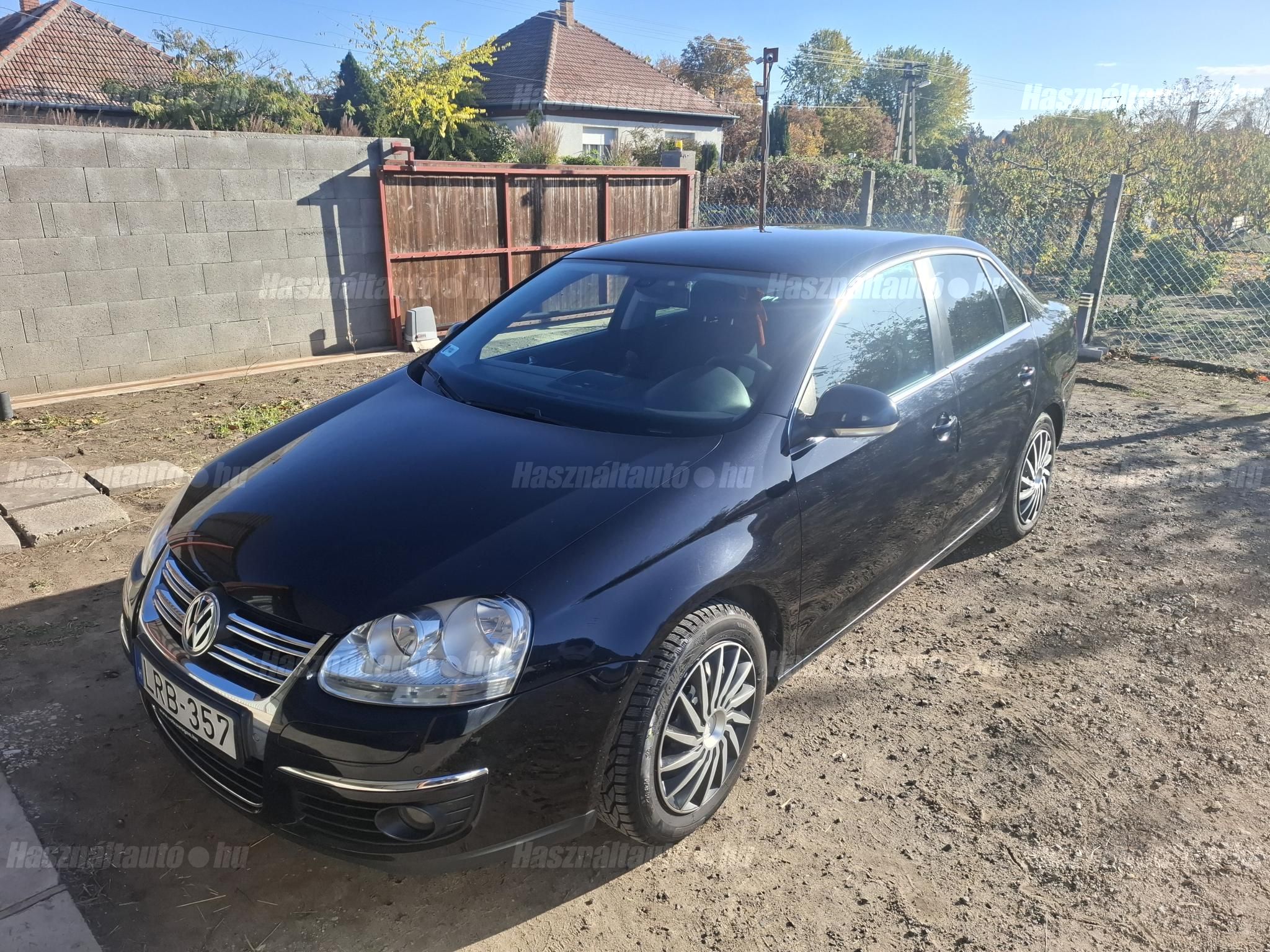 VOLKSWAGEN JETTA 2010/2 - 1