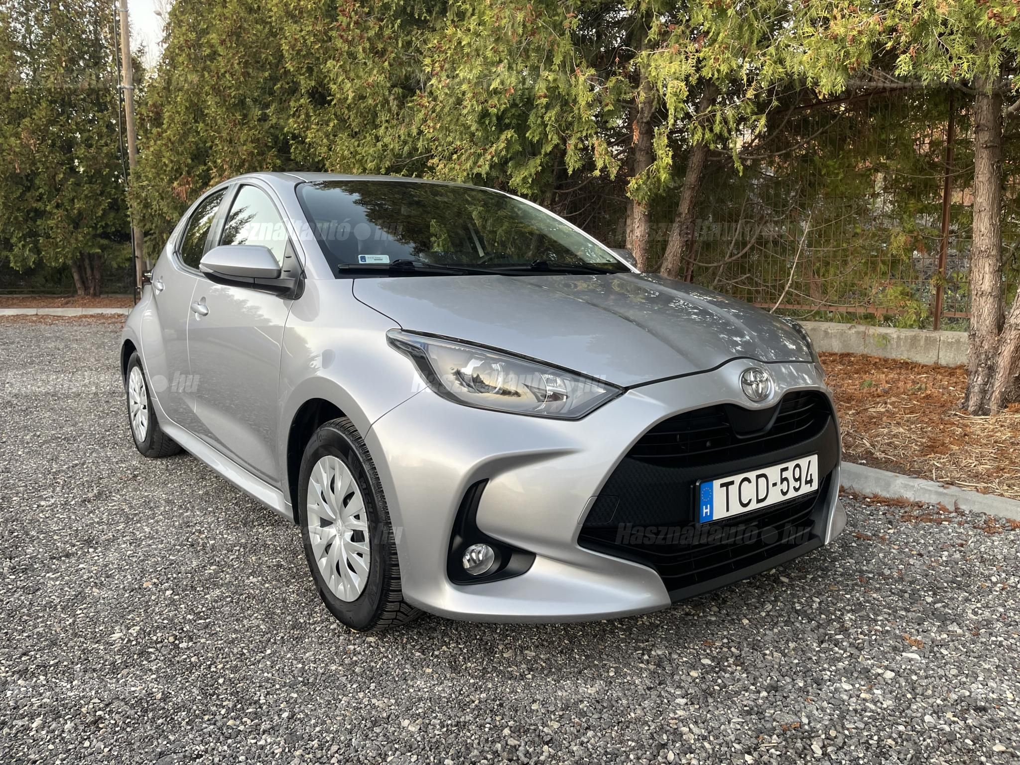 TOYOTA YARIS 2022/1 - 1
