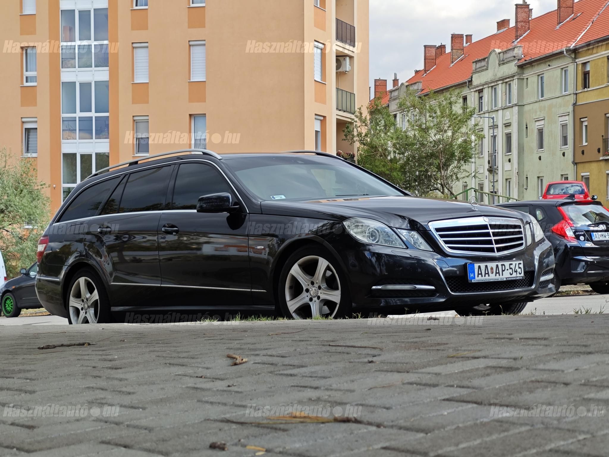 MERCEDES-BENZ E 220 2010/12 - 1