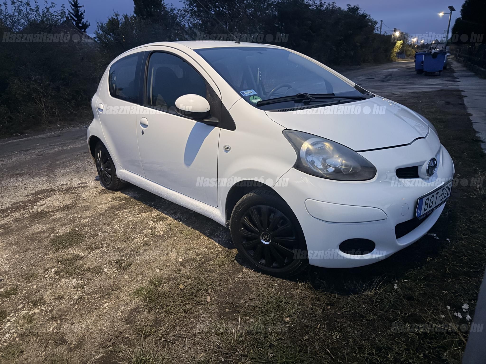 TOYOTA AYGO 2010/12 - 1