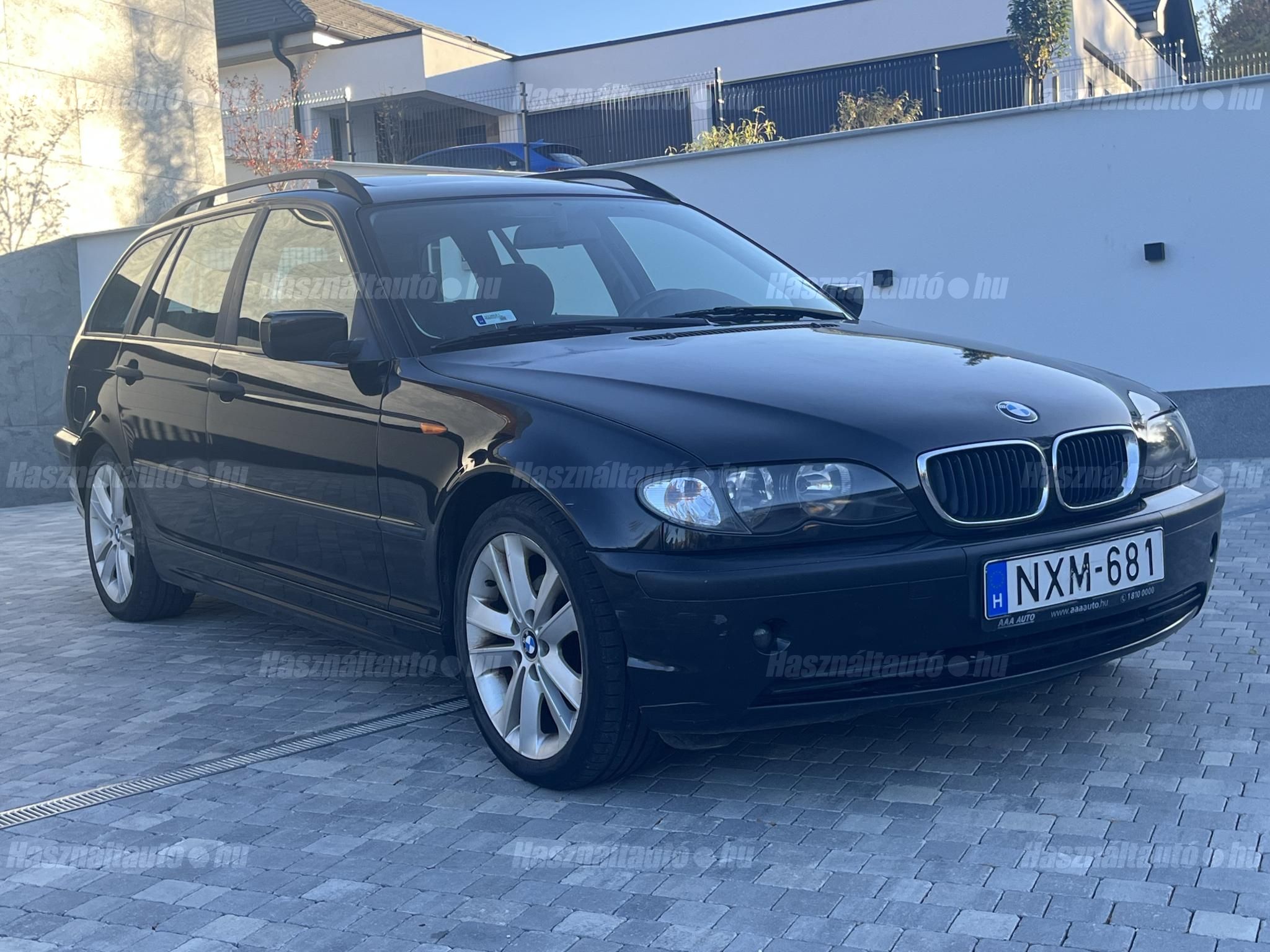 BMW 318 2002/7 - 1