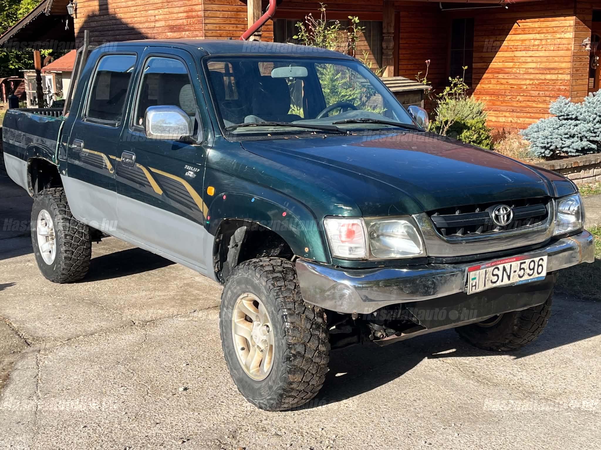 TOYOTA HILUX 2003/7 - 1