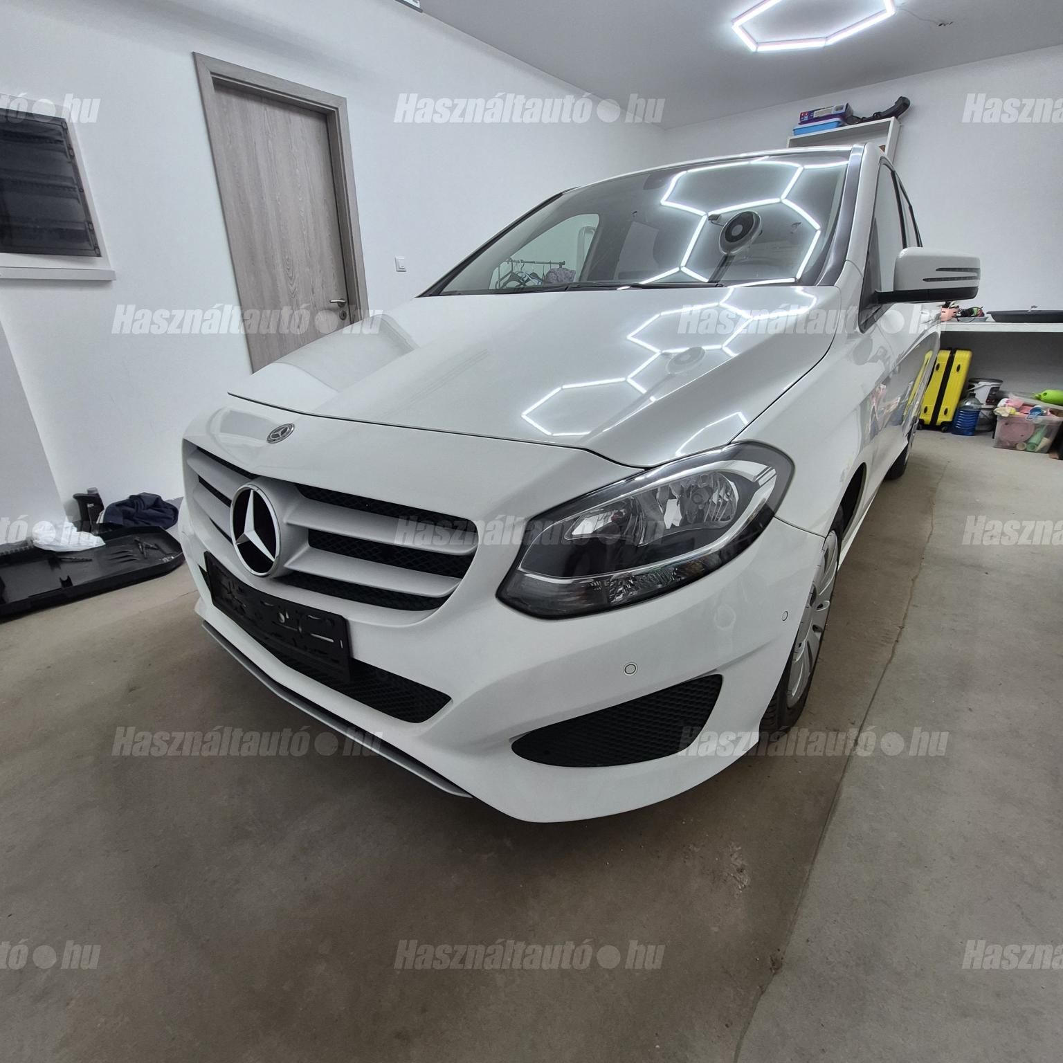 MERCEDES-BENZ B 220 2020/3 - 1