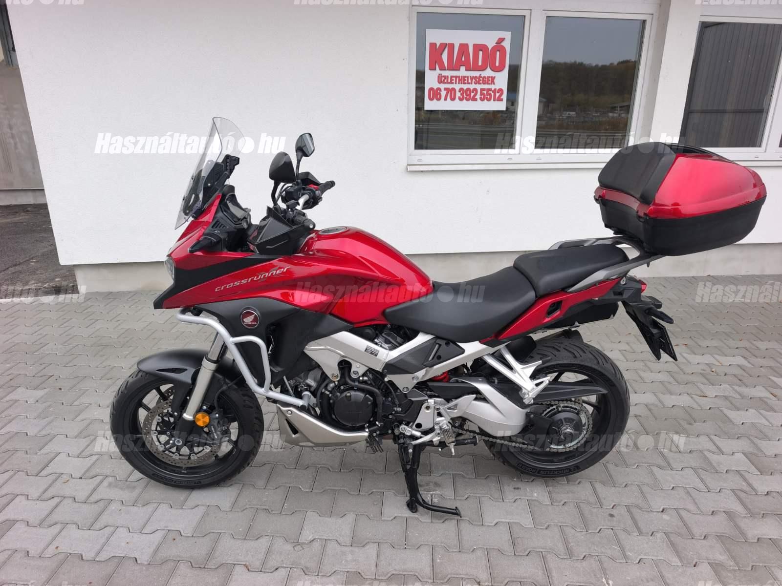 HONDA VFR 800 X 2019/6 - 1